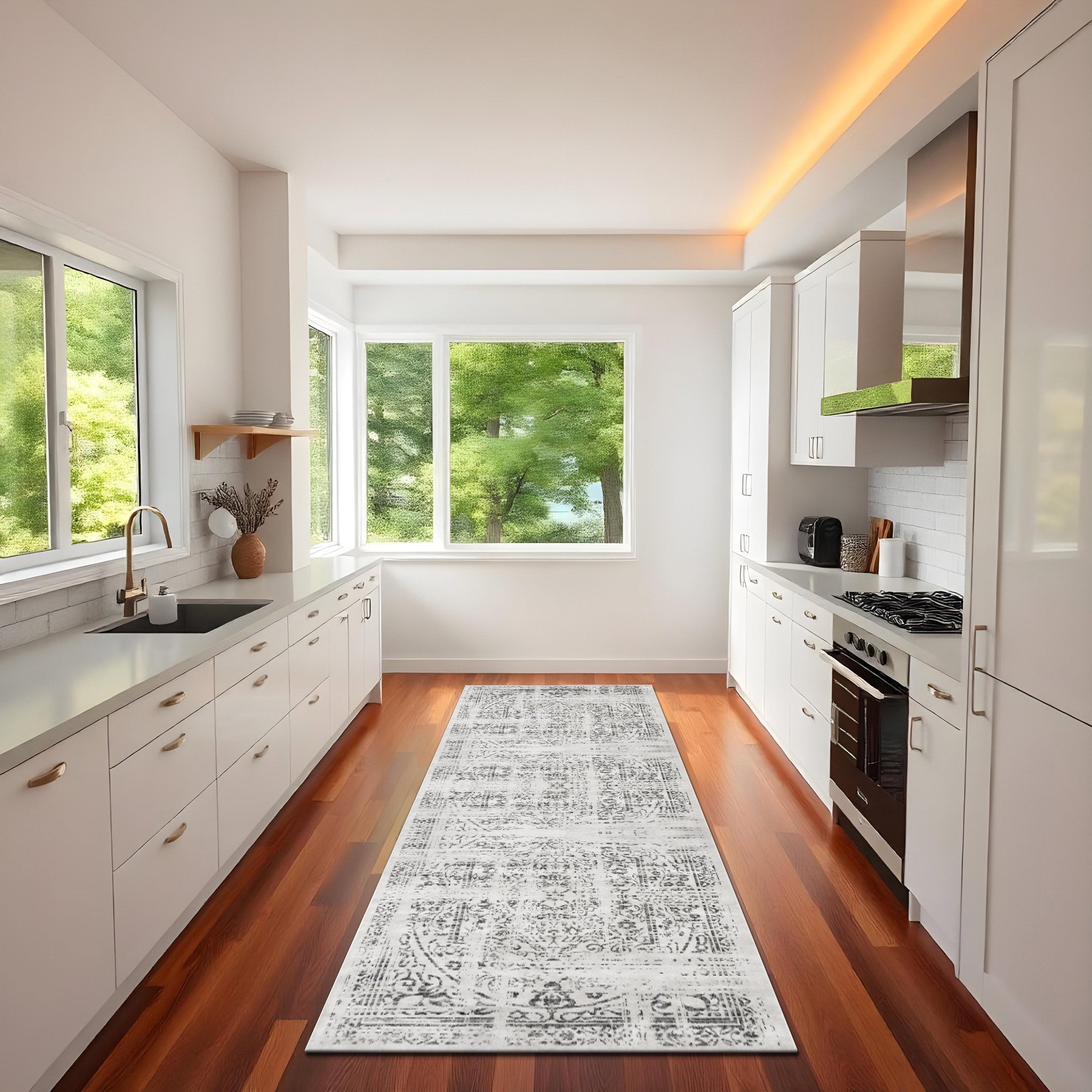 Ruiz Machine Washable Area Rug