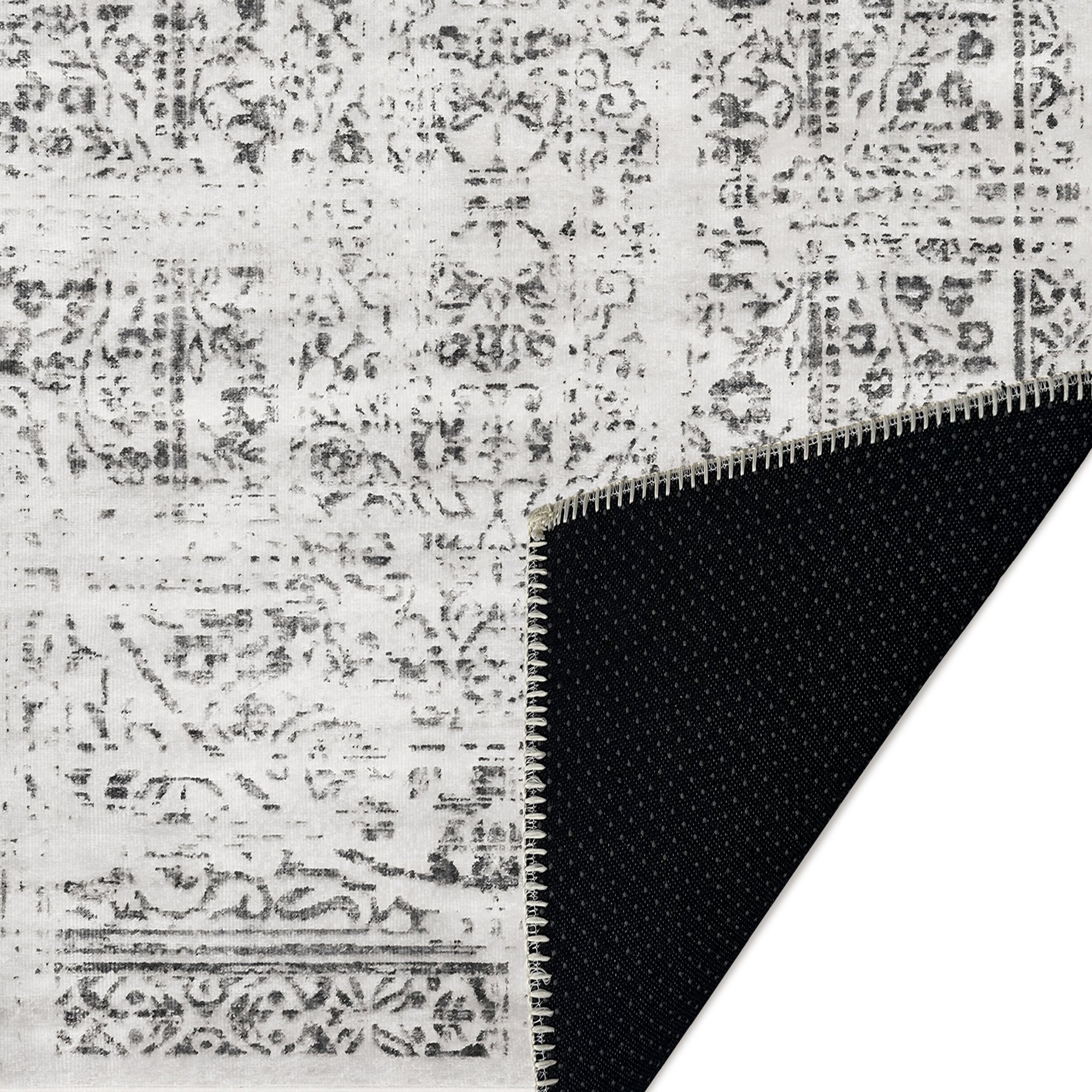 Ruiz Machine Washable Area Rug