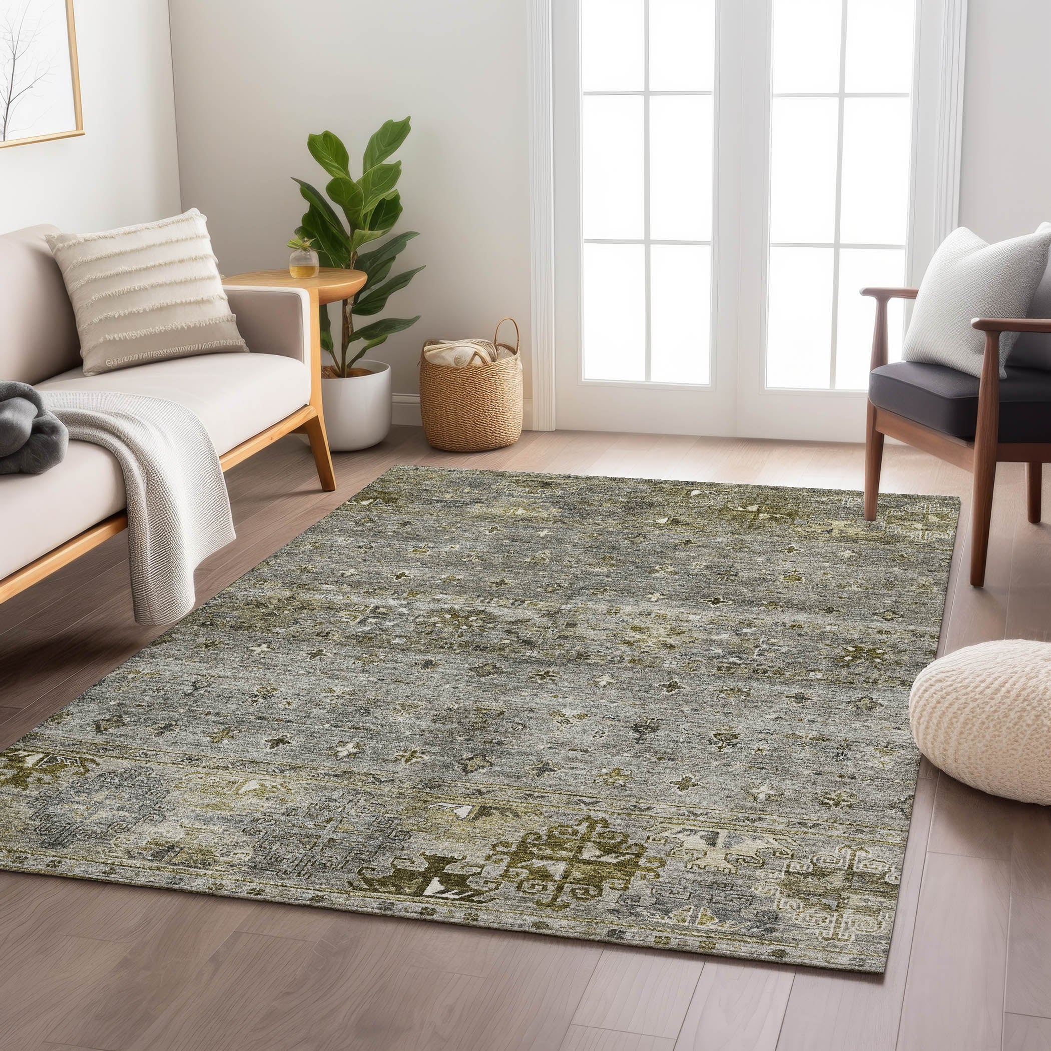 Indoor/Outdoor Traditional KJ5 Pewter Gray Rug 2'6" x 3'10" #shape_Rectangle