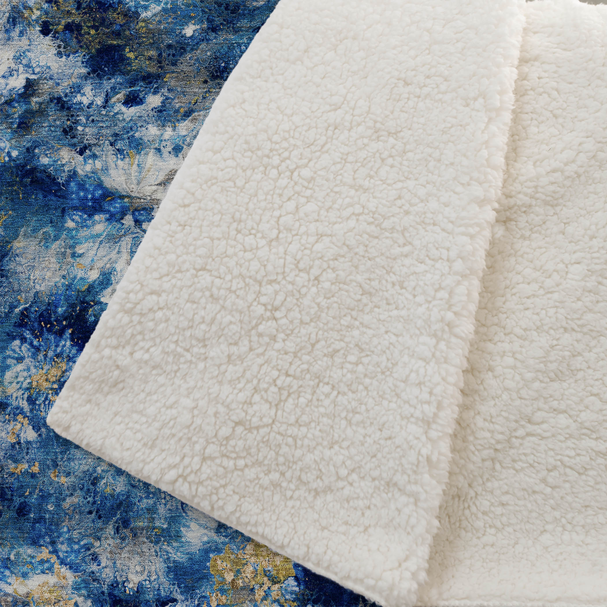 Luxury Machine Washable Contemporary KK17 Pacifica Blue Rug 1'8" x 2'6" #shape_Rectangle