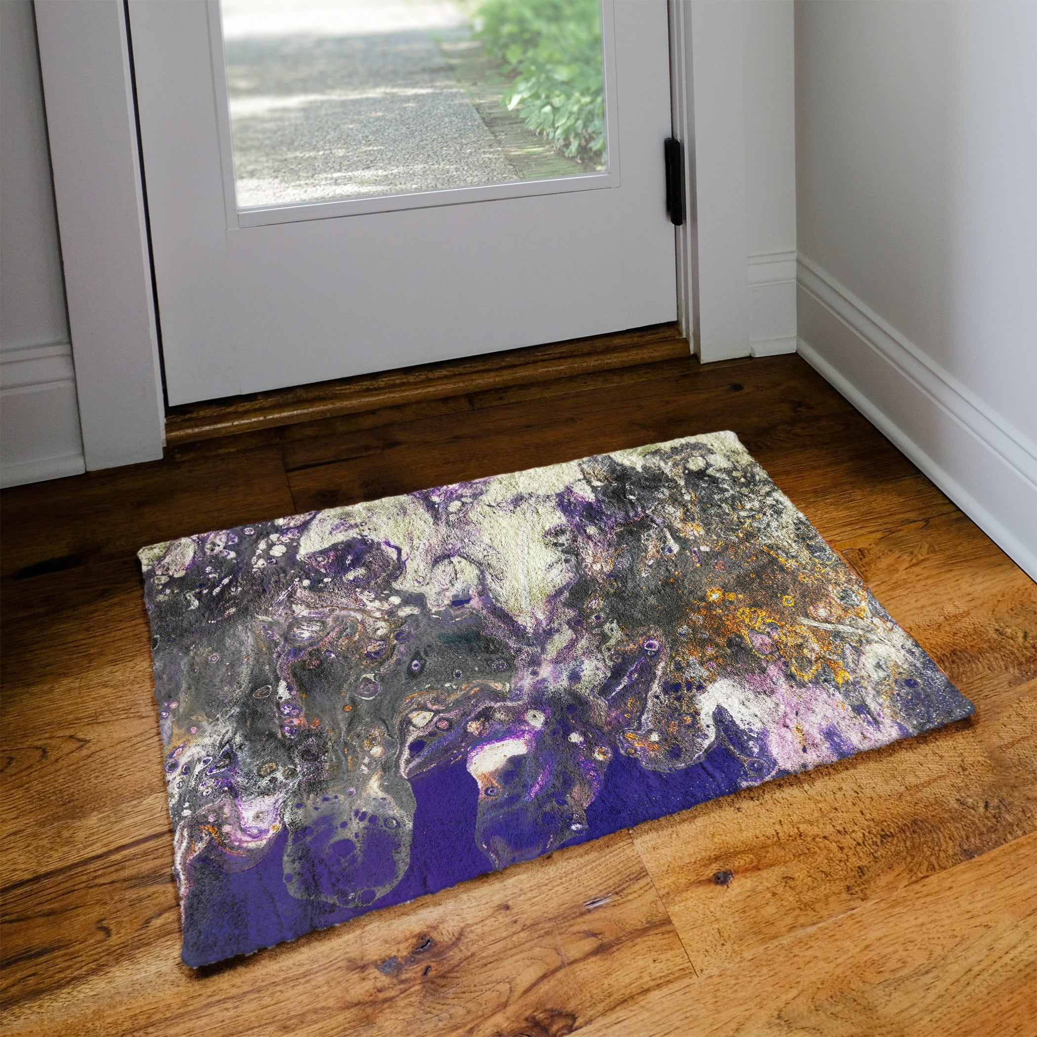 Luxury Machine Washable Contemporary KK7 Majesty Purple Rug 1'8" x 2'6" #shape_Rectangle