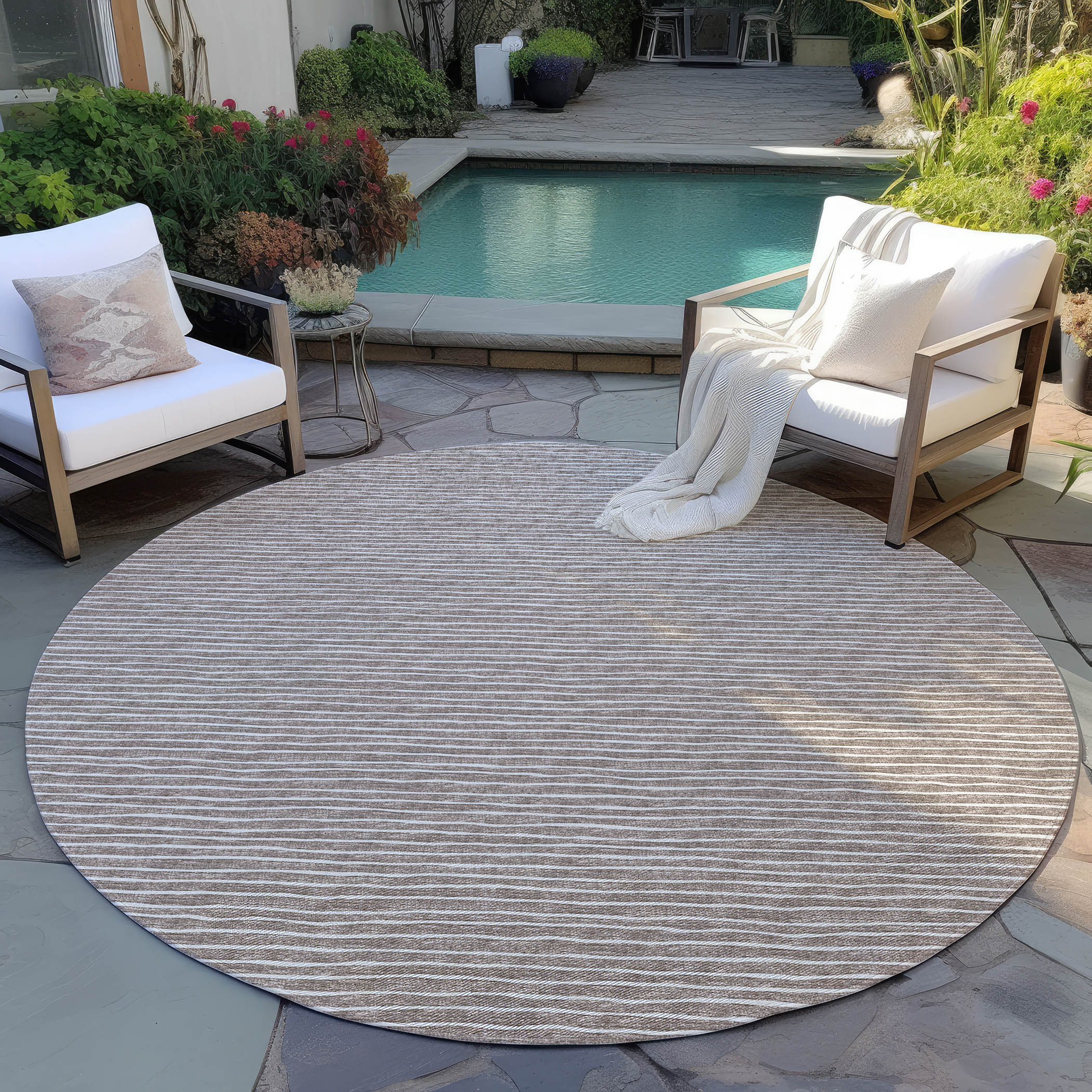 Luxury Machine Washable Indoor/Outdoor Transitional LA1 Taupe Brown Rug 4' x 4' #shape_Round