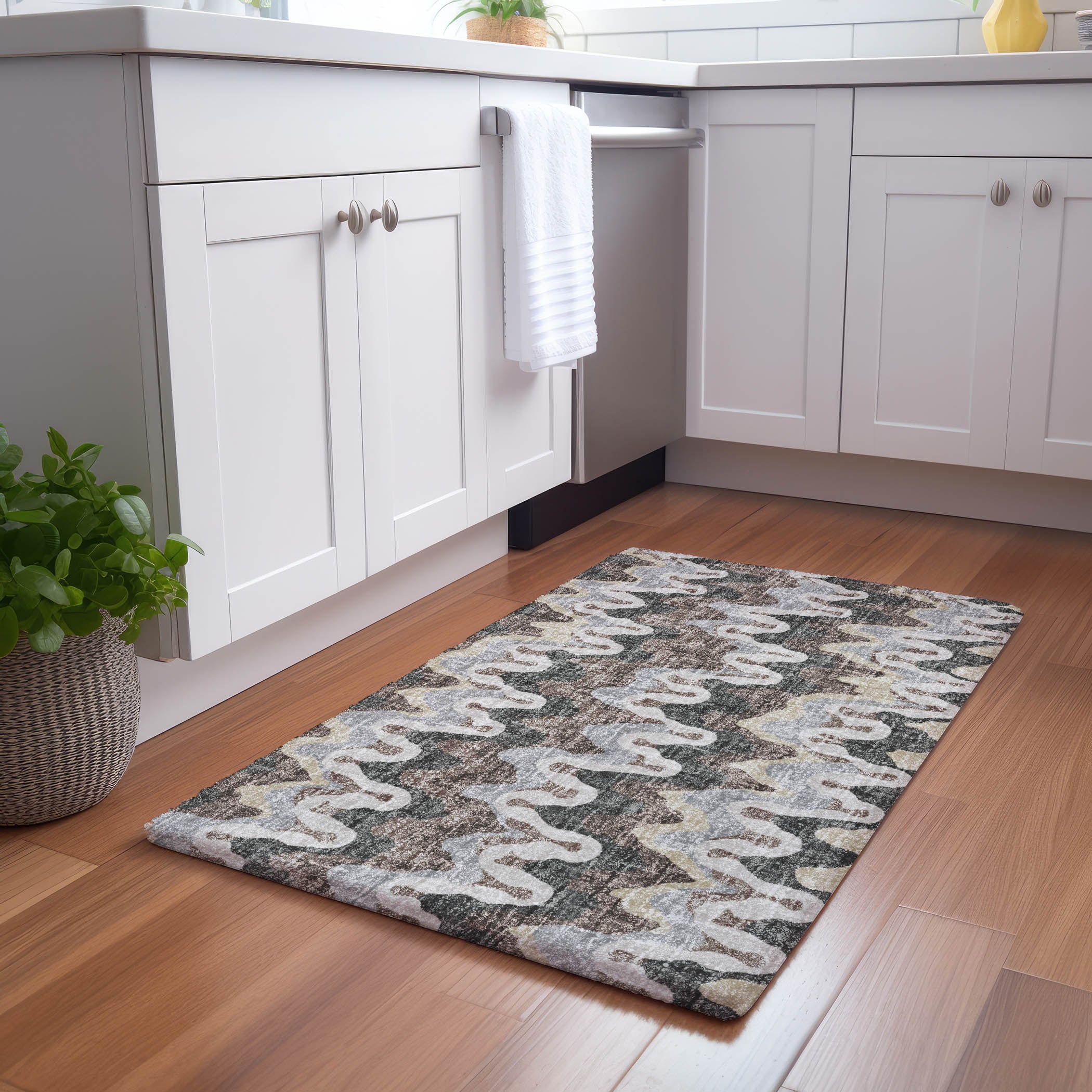 Luxury Washable Transitional LN6 Charcoal Gray Rug 1'8" x 2'6" #shape_Rectangle