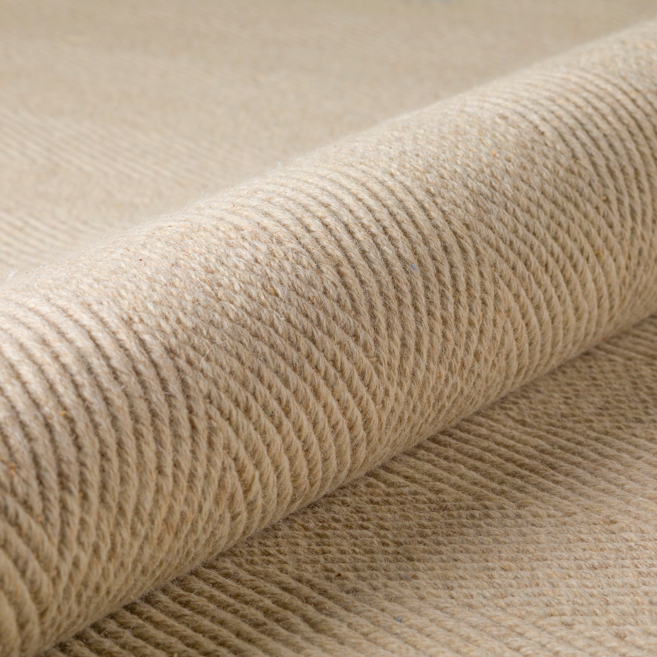 Transitional MC200 Linen Ivory Wool Rug 2' x 3' #shape_Rectangle