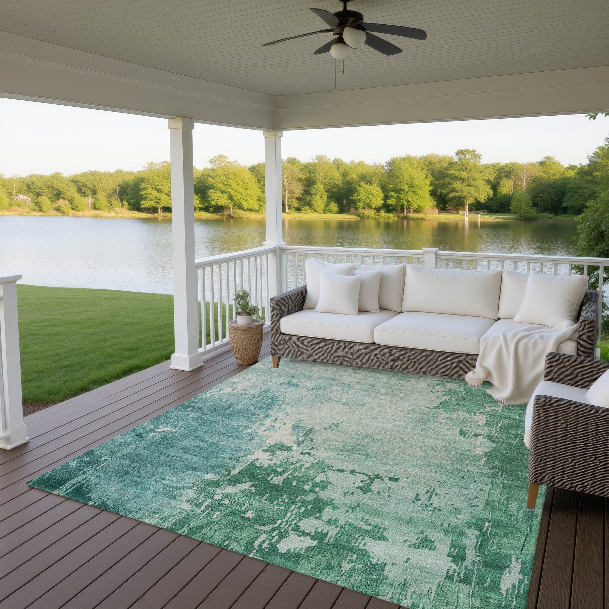 Luxury Machine Washable Indoor/Outdoor Transitional PA11 Emerald Green Rug 2'6" x 3'10" #shape_Rectangle