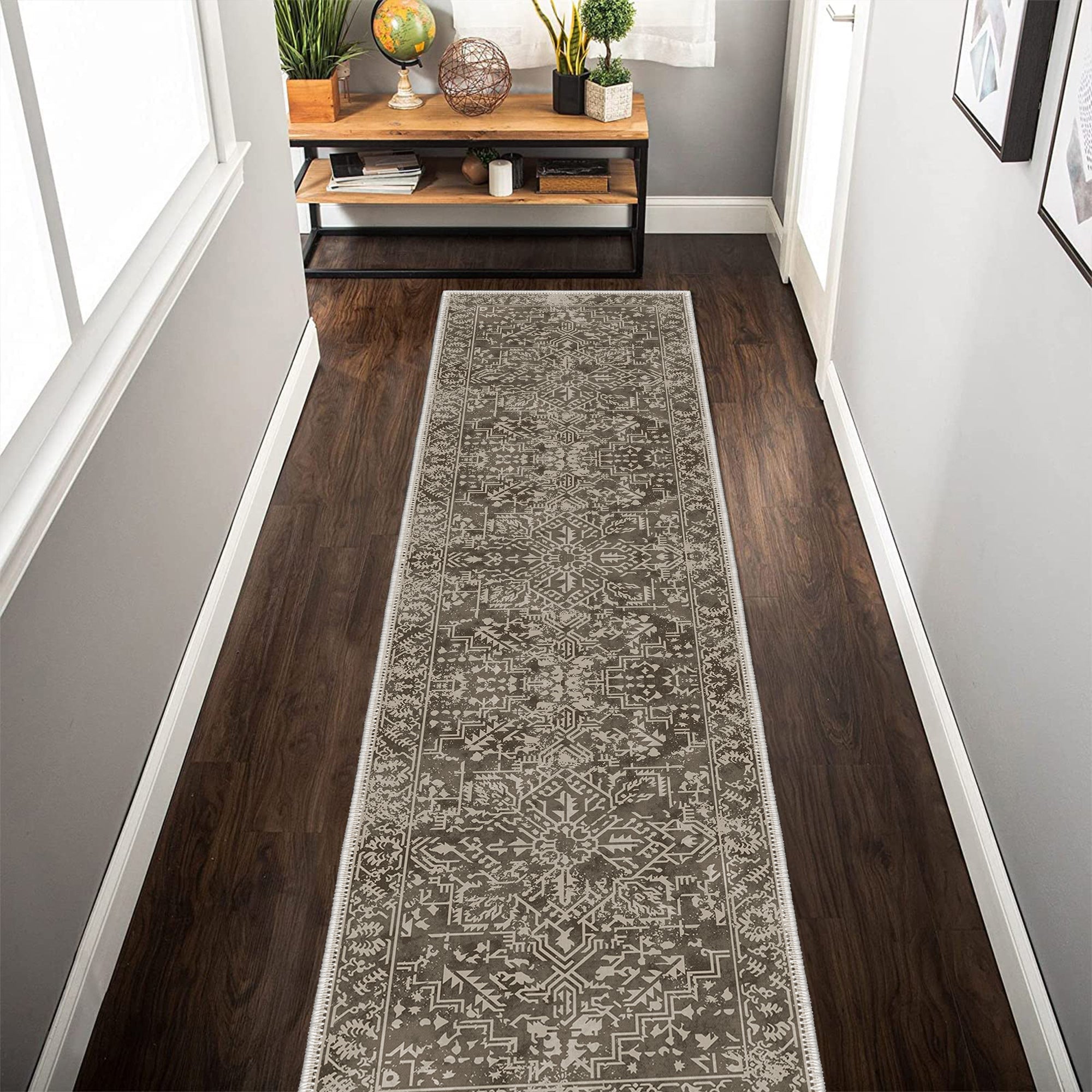 Leicester Machine Washable Area Rug