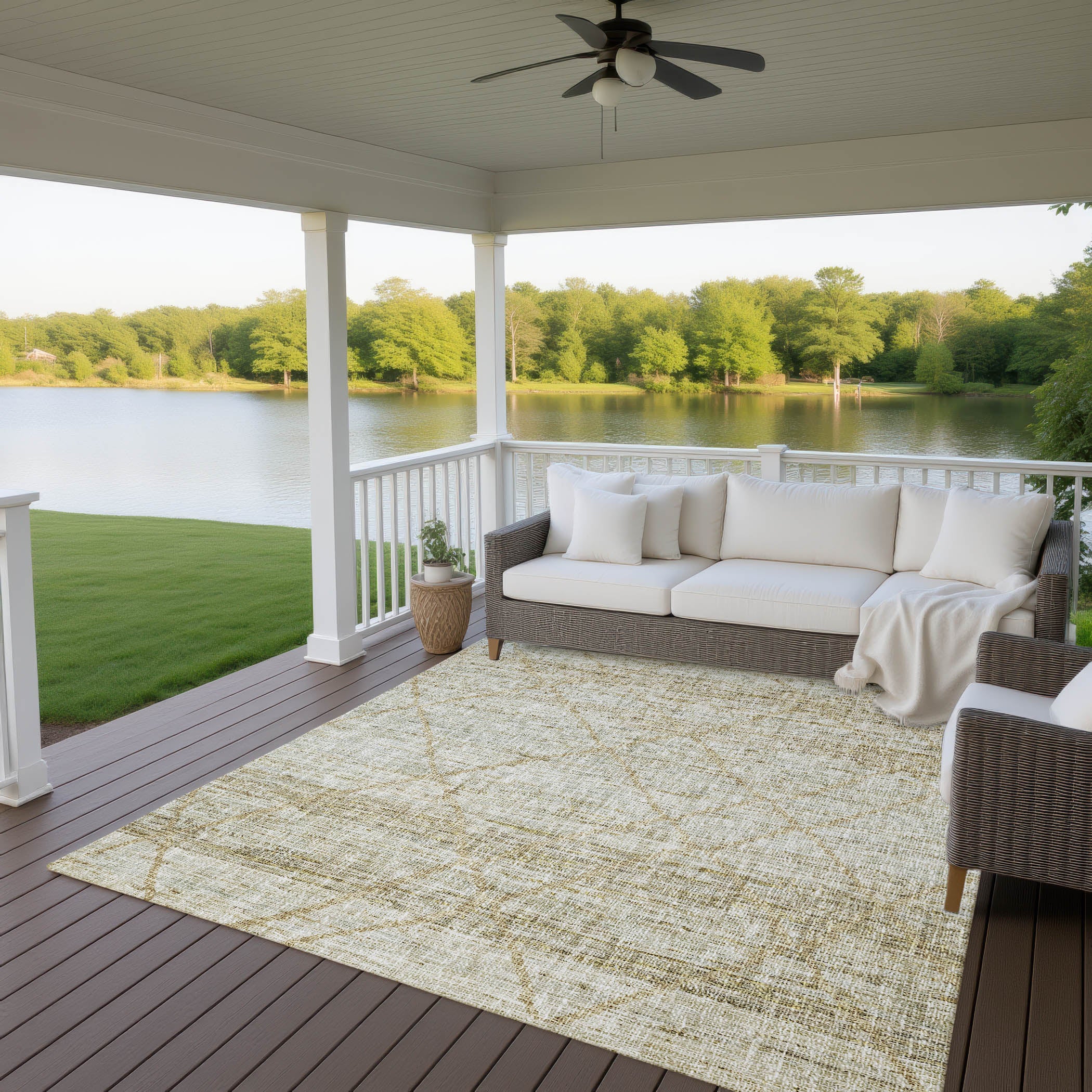 Luxury Washable Indoor/Outdoor Transitional PO1 Wheat Gold Rug 2'6" x 3'10" #shape_Rectangle