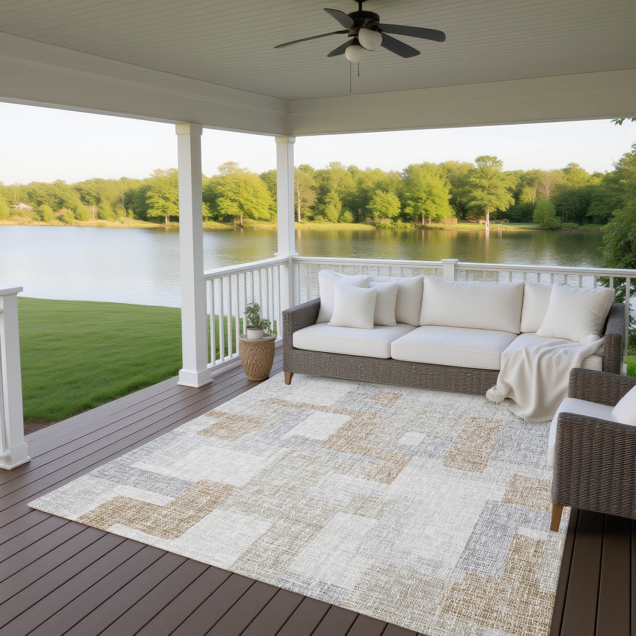 Luxury Washable Indoor/Outdoor Transitional PO3 Ivory Rug 2'6" x 3'10" #shape_Rectangle