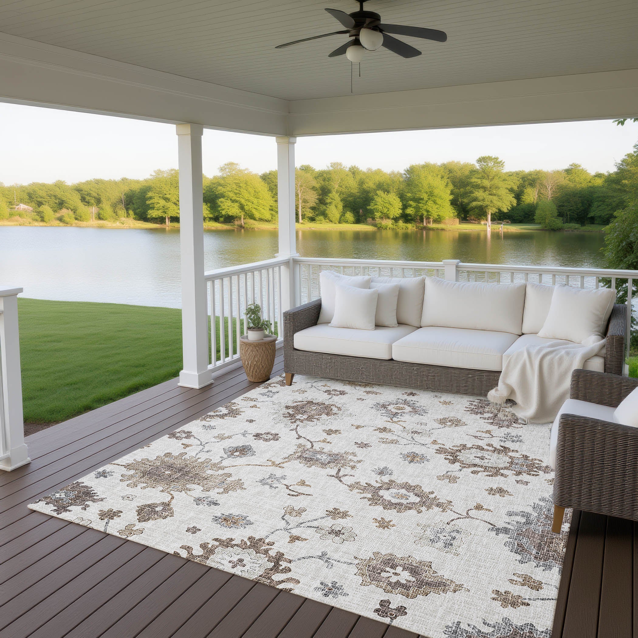 Luxury Washable Indoor/Outdoor Transitional PO6 Ivory Rug 2'6" x 3'10" #shape_Rectangle