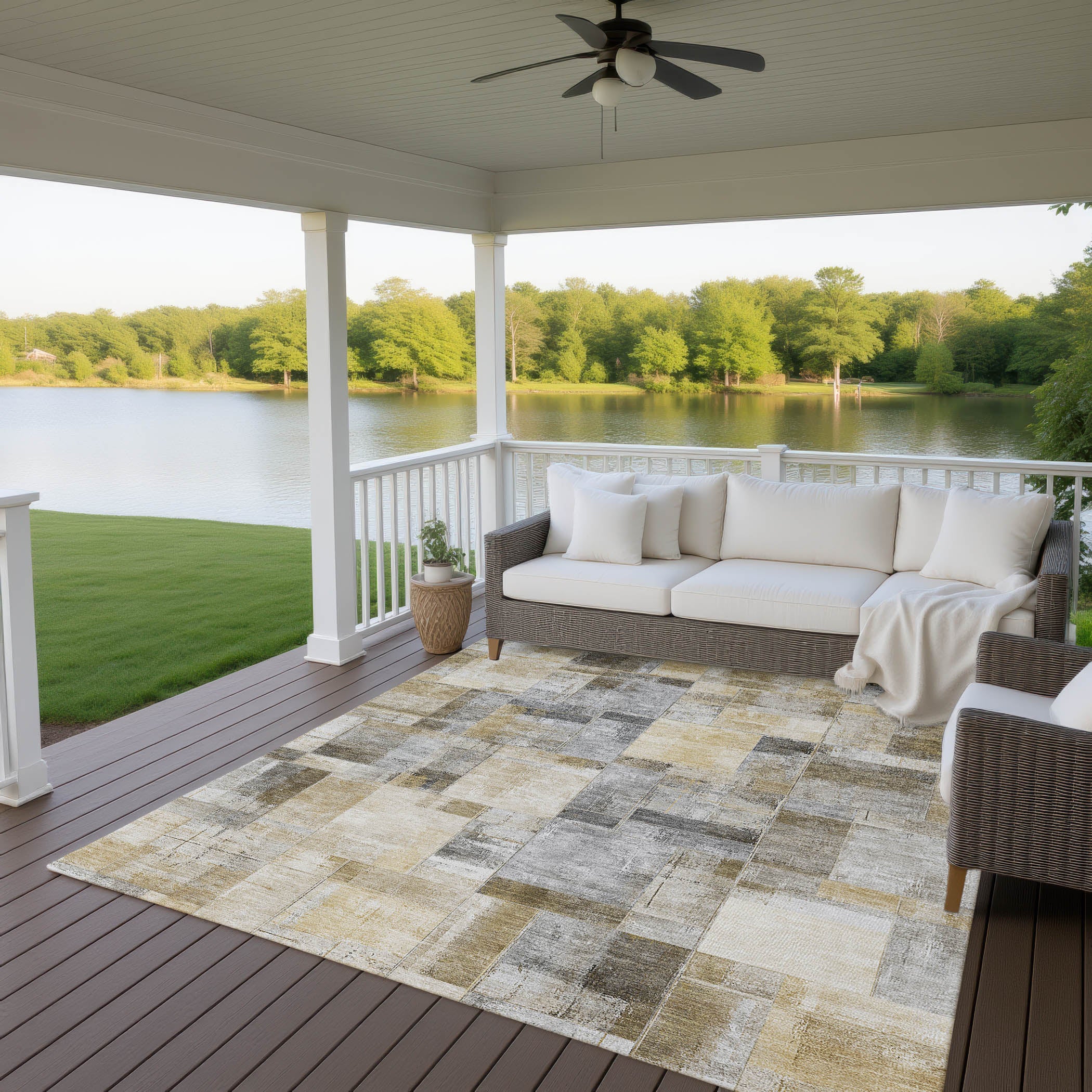 Luxury Washable Indoor/Outdoor Transitional RN4 Granite Gray Rug 2'6" x 3'10" #shape_Rectangle