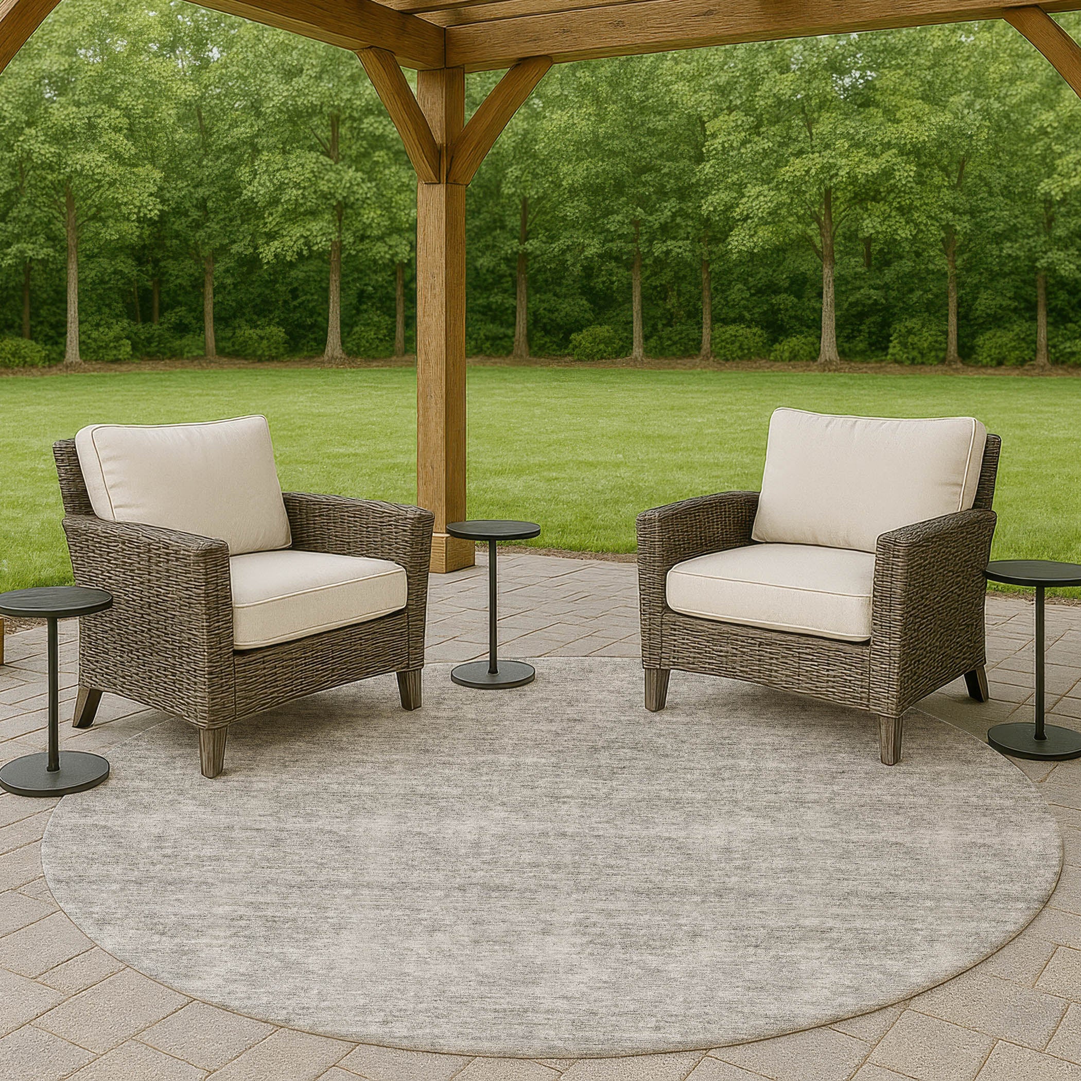 Luxury Washable Indoor/Outdoor Transitional SE1 Silver Gray Rug 8' x 8' #shape_Round