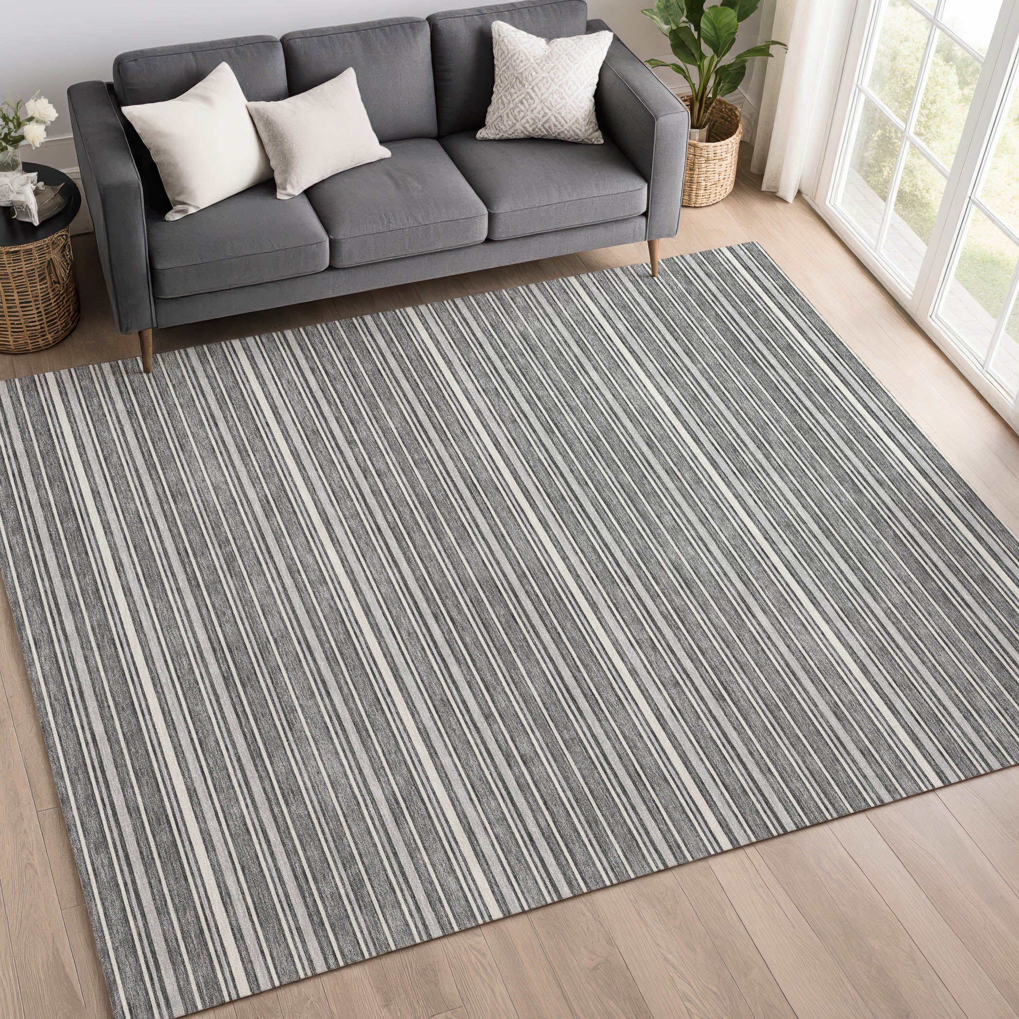 Luxury Washable Indoor/Outdoor Transitional SE2 Gray Rug 2'6" x 3'10" #shape_Rectangle