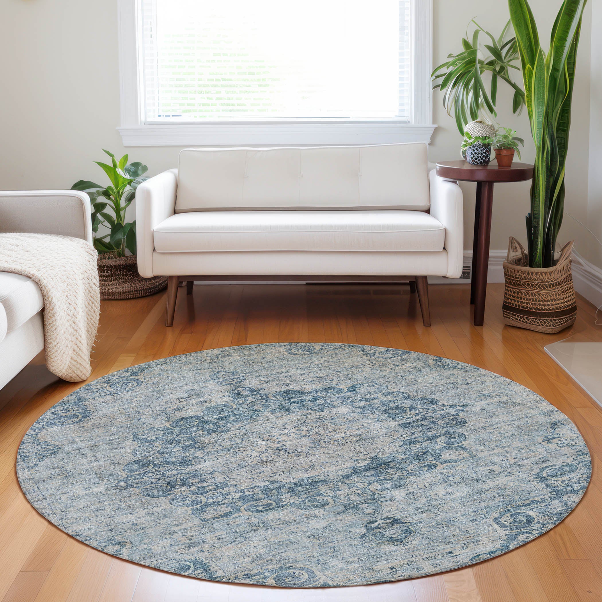 Luxury Washable Indoor/Outdoor Traditional TB5 Blue Rug 8' x 8' #shape_Round