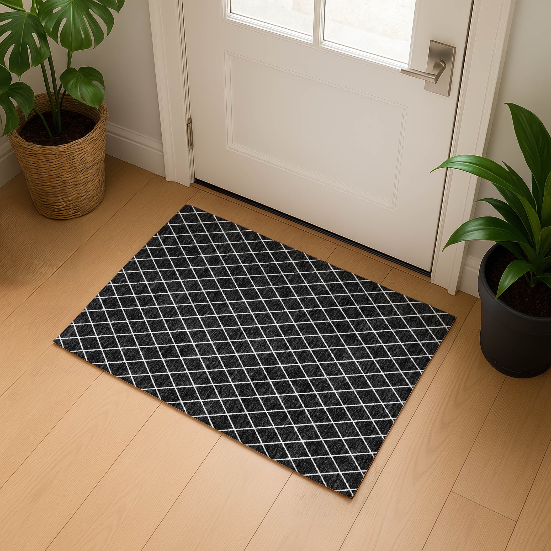 Luxury Washable Indoor/Outdoor Geometric TR15 Black Rug 1'8" x 2'6" #shape_Rectangle