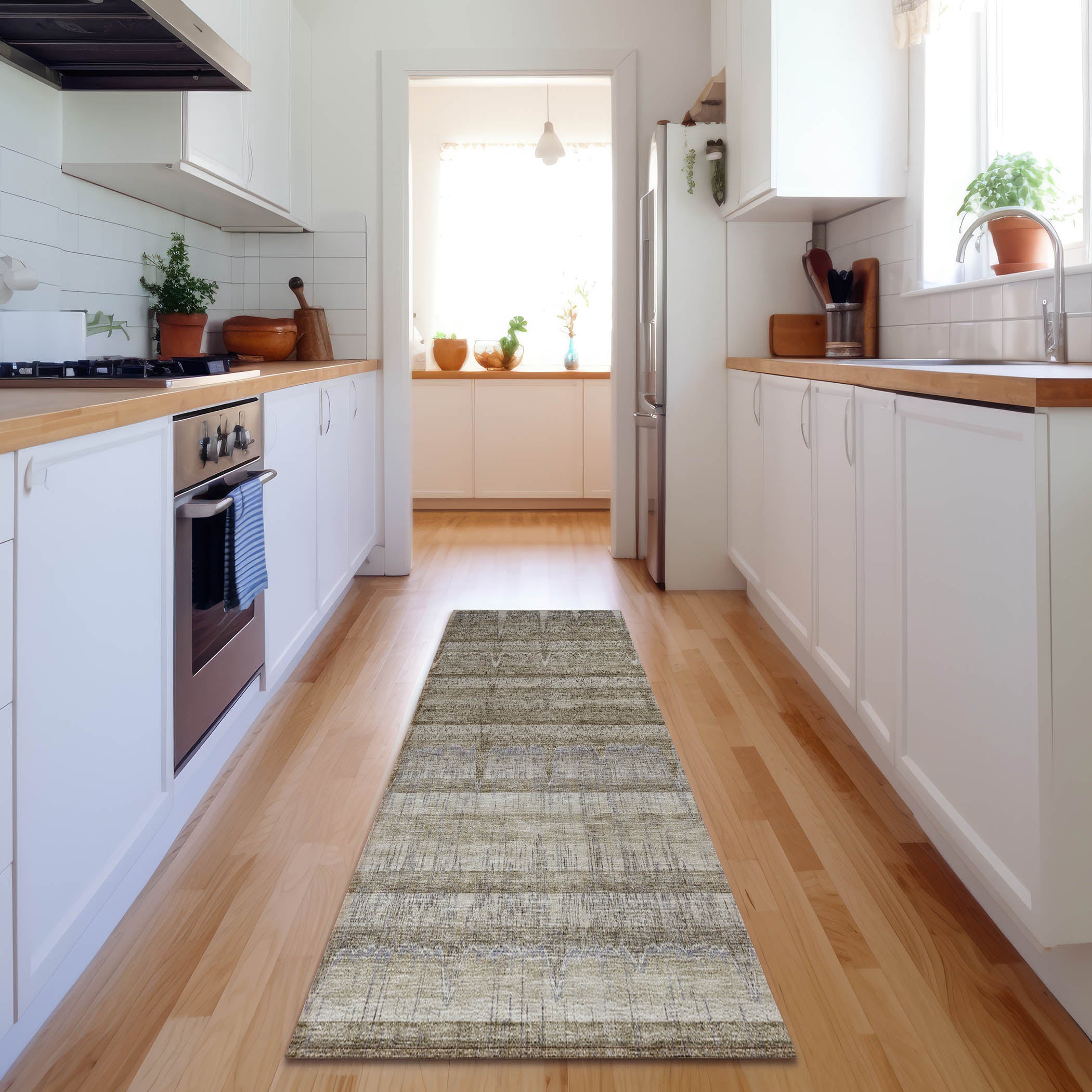 Luxury Washable Indoor/Outdoor Transitional TV19 Taupe Brown Rug 2'3" x 7'6" #shape_Runner