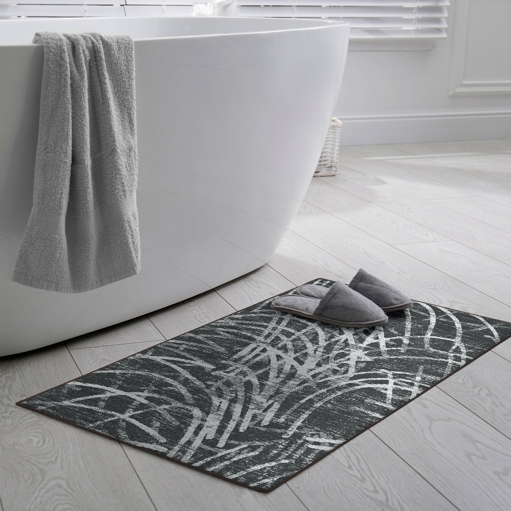 Indoor/Outdoor Transitional WL2 Midnight Black Rug 2' x 3' #shape_Rectangle