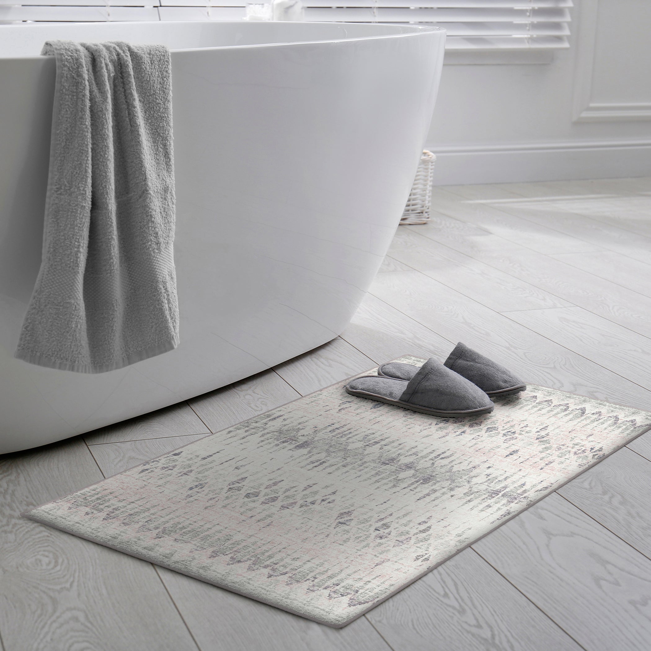 Indoor/Outdoor Transitional WL5 Ivory Rug 2' x 3' #shape_Rectangle