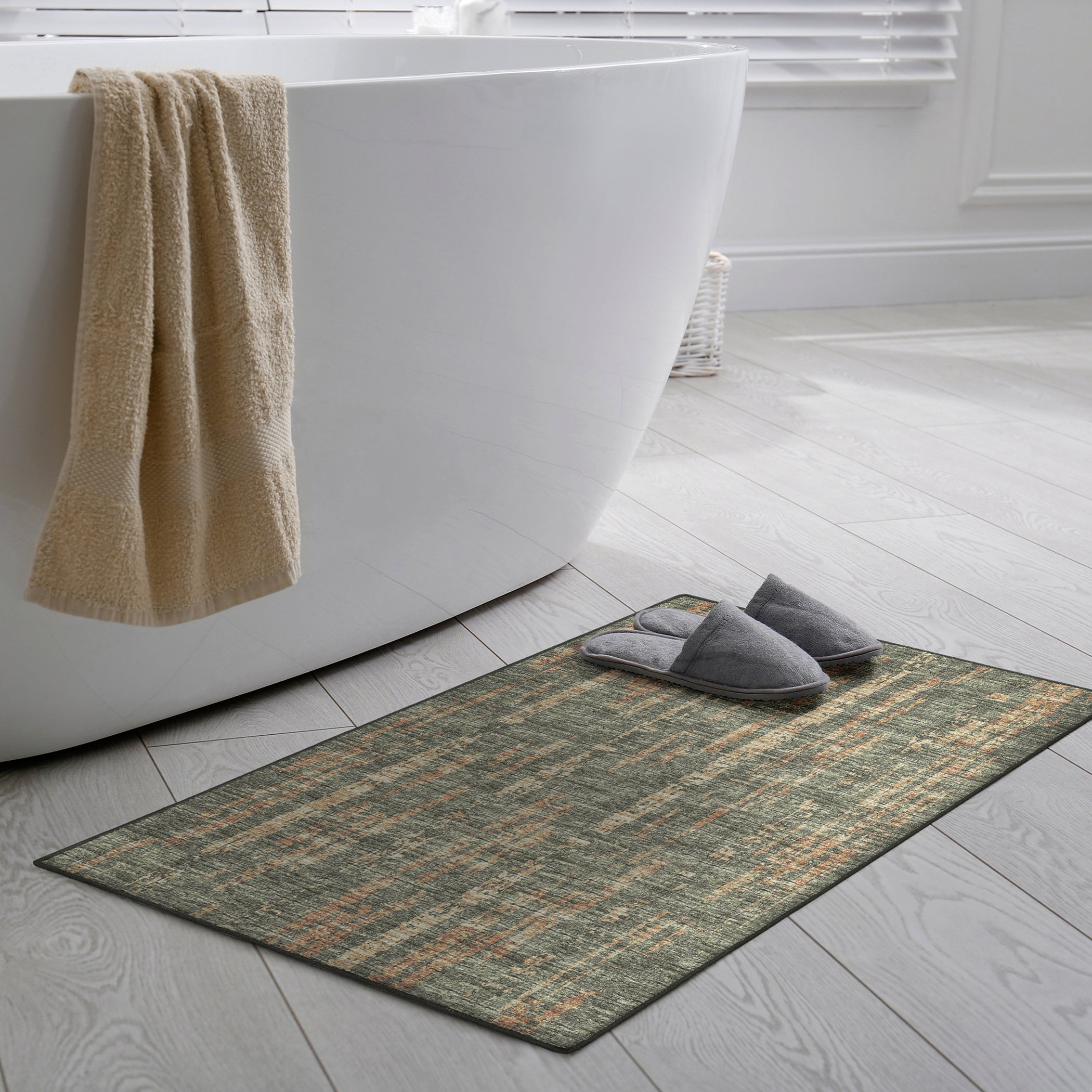 Indoor/Outdoor Transitional WL6 Olive Green Rug 2' x 3' #shape_Rectangle