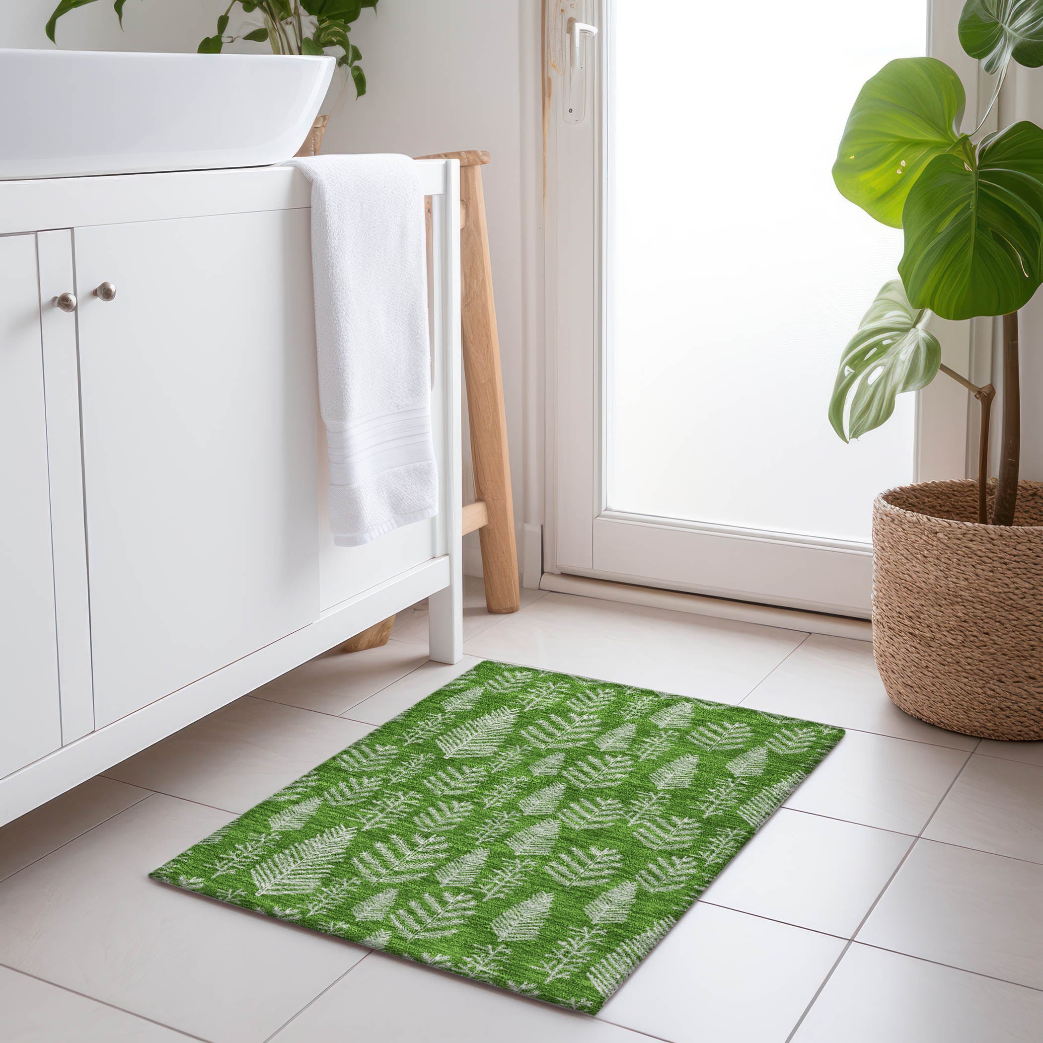 Luxury Machine Washable Indoor/Outdoor Holiday WN21 Green Rug 1'8" x 2'6" #shape_Rectangle