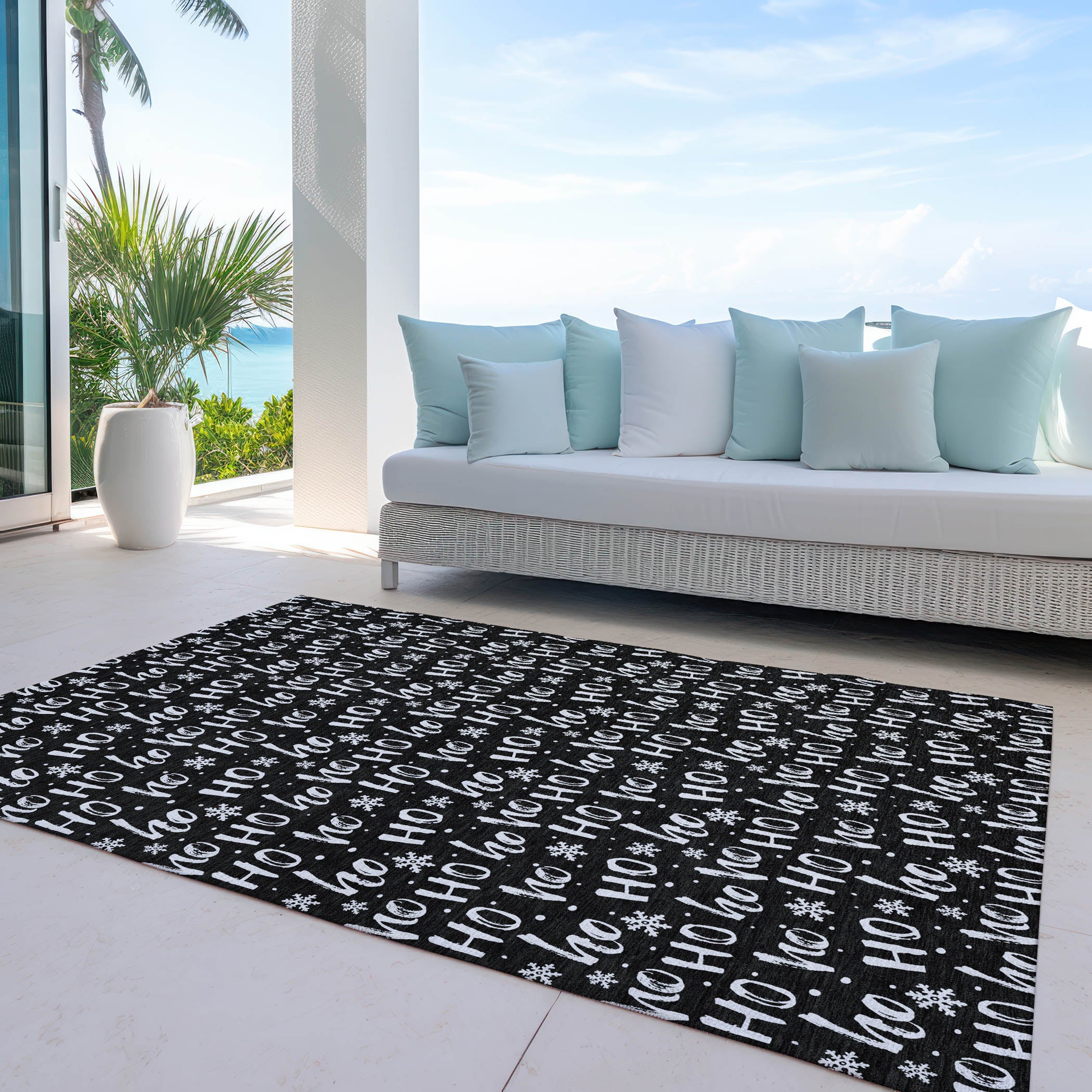 Luxury Machine Washable Indoor/Outdoor Holiday WN22 Black Rug 2'6" x 3'10" #shape_Rectangle
