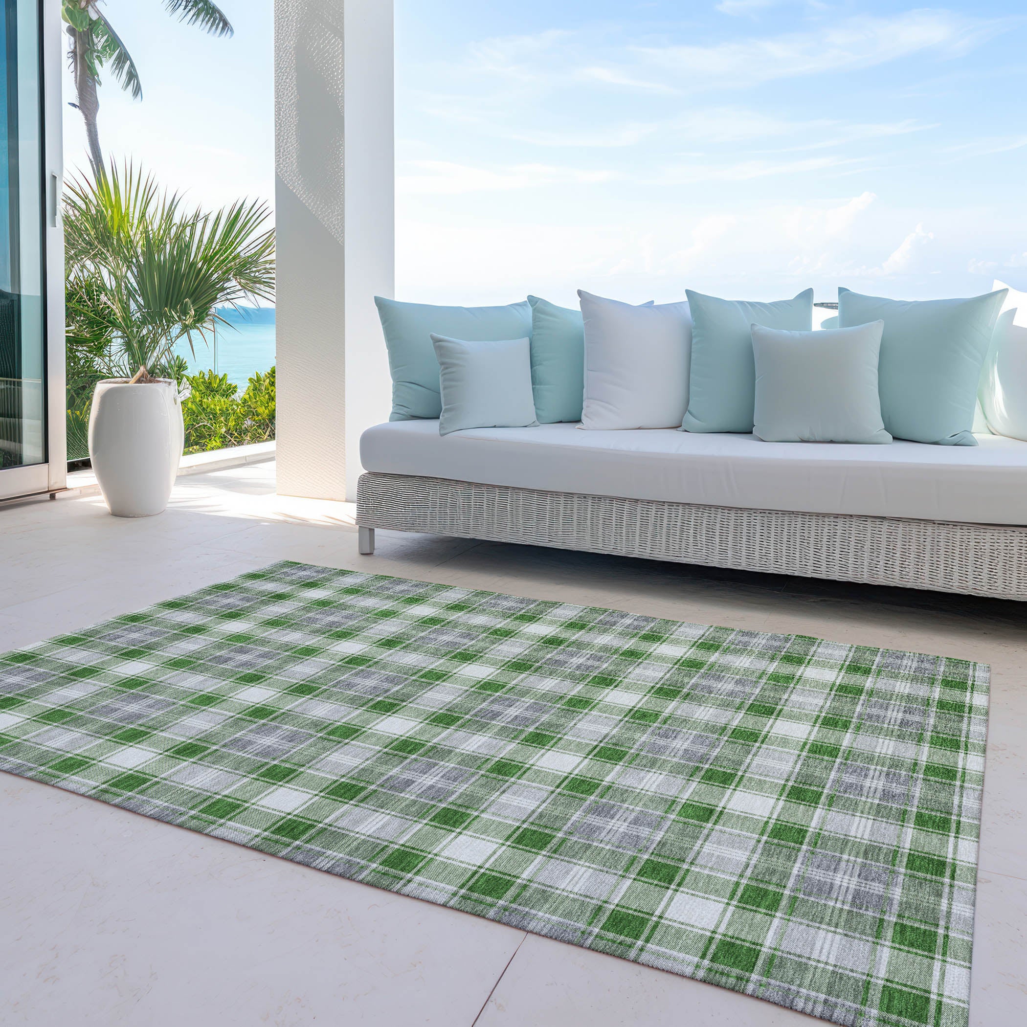 Luxury Machine Washable Indoor/Outdoor Holiday WN25 Green Rug 2'6" x 3'10" #shape_Rectangle