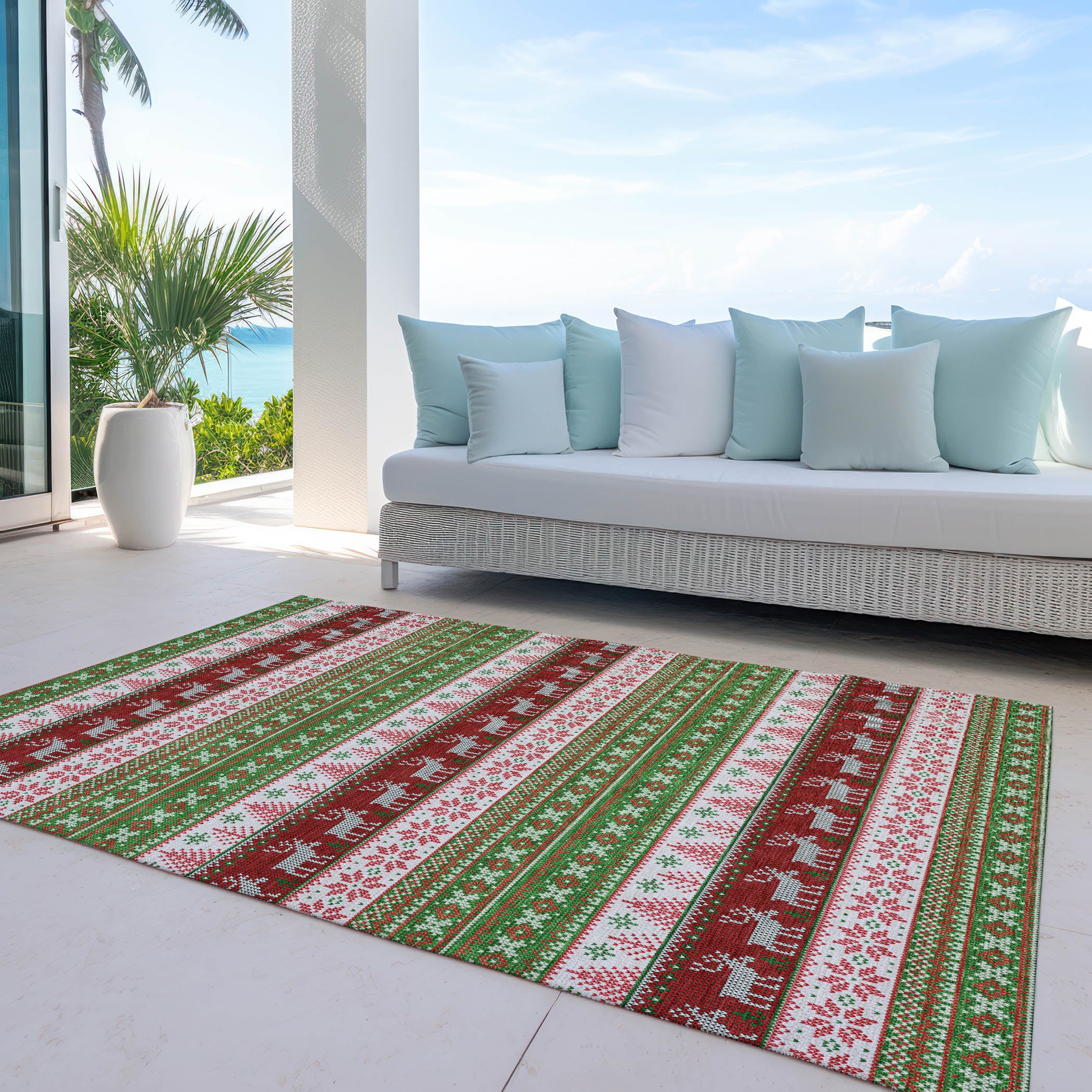 Luxury Machine Washable Indoor/Outdoor Holiday WN26 Green Rug 2'6" x 3'10" #shape_Rectangle