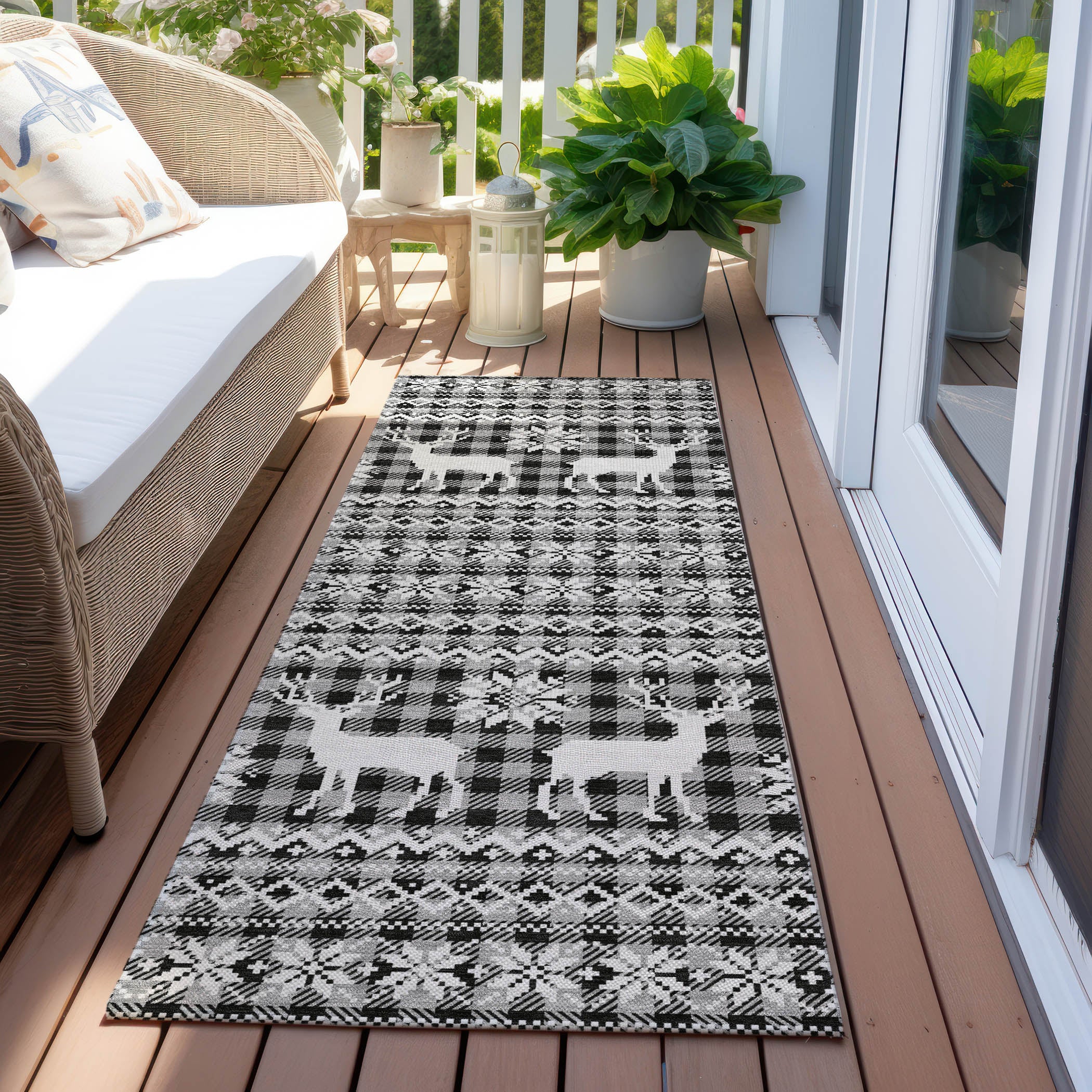 Luxury Machine Washable Indoor/Outdoor Holiday WN28 Gray Rug 2'3" x 7'6" #shape_Runner