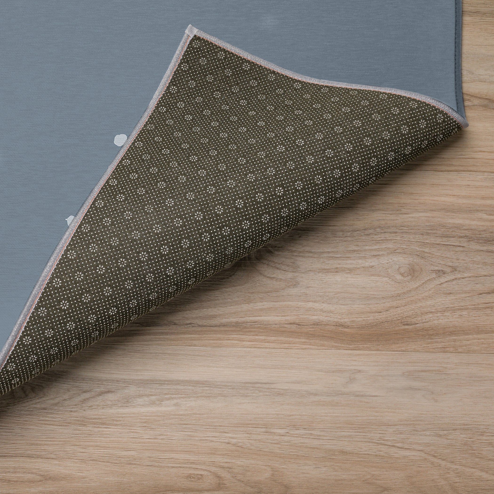 Luxury Machine Washable Indoor/Outdoor Holiday WN2 Gray Rug 1'8" x 2'6" #shape_Rectangle