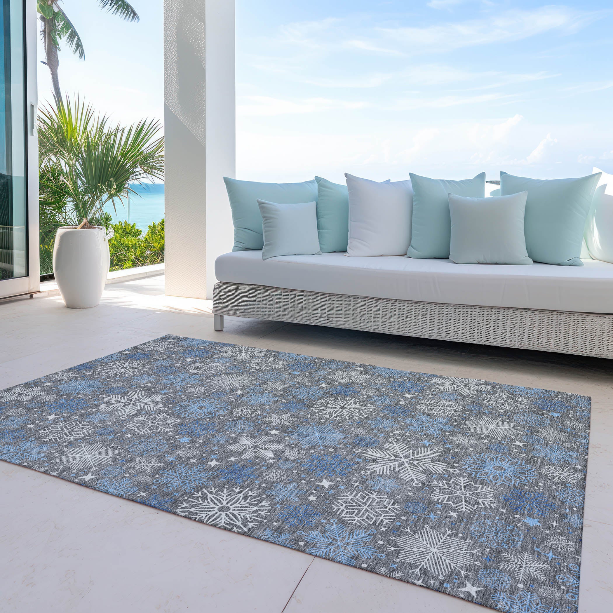 Luxury Machine Washable Indoor/Outdoor Holiday WN31 Gray Rug 2'6" x 3'10" #shape_Rectangle