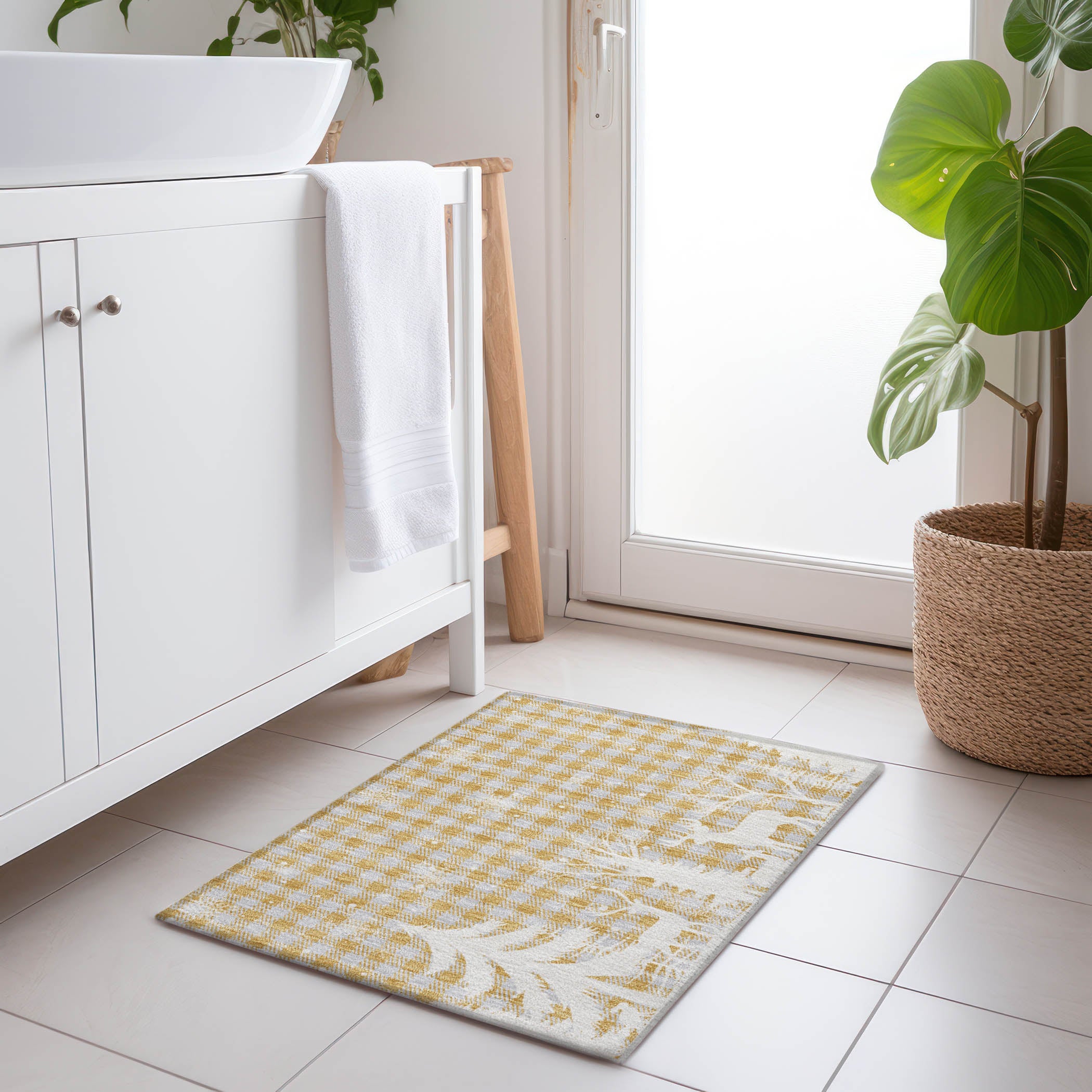 Luxury Machine Washable Indoor/Outdoor Holiday WN32 Gold Rug 1'8" x 2'6" #shape_Rectangle