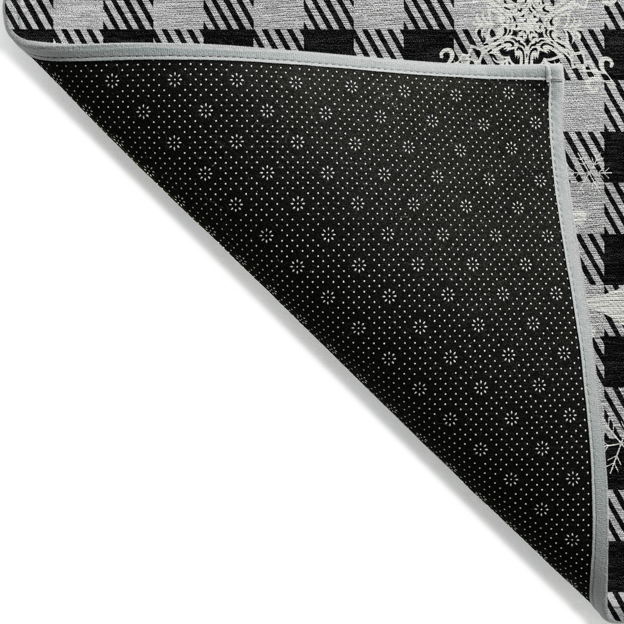 Luxury Machine Washable Indoor/Outdoor Holiday WN32 Gray Rug 1'8" x 2'6" #shape_Rectangle