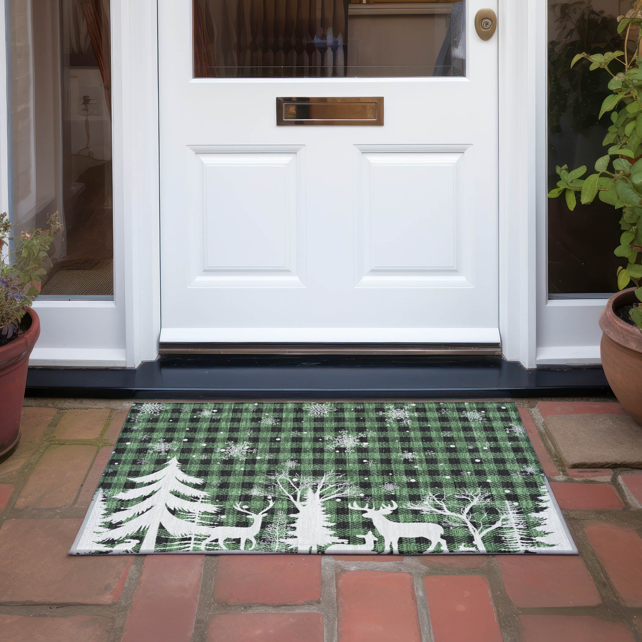 Luxury Machine Washable Indoor/Outdoor Holiday WN32 Green Rug 1'8" x 2'6" #shape_Rectangle