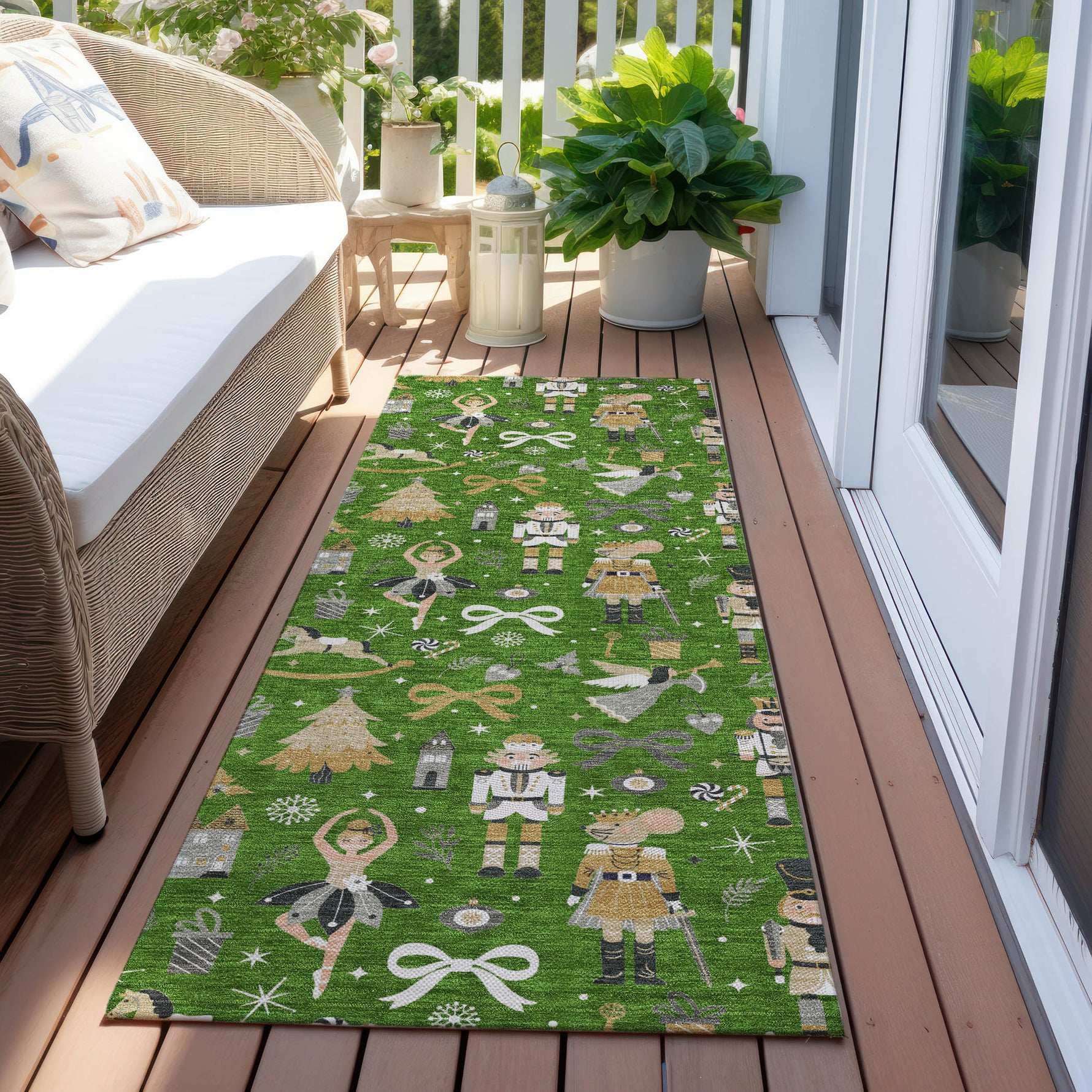 Luxury Machine Washable Indoor/Outdoor Holiday WN35 Green Rug 2'3" x 7'6" #shape_Runner