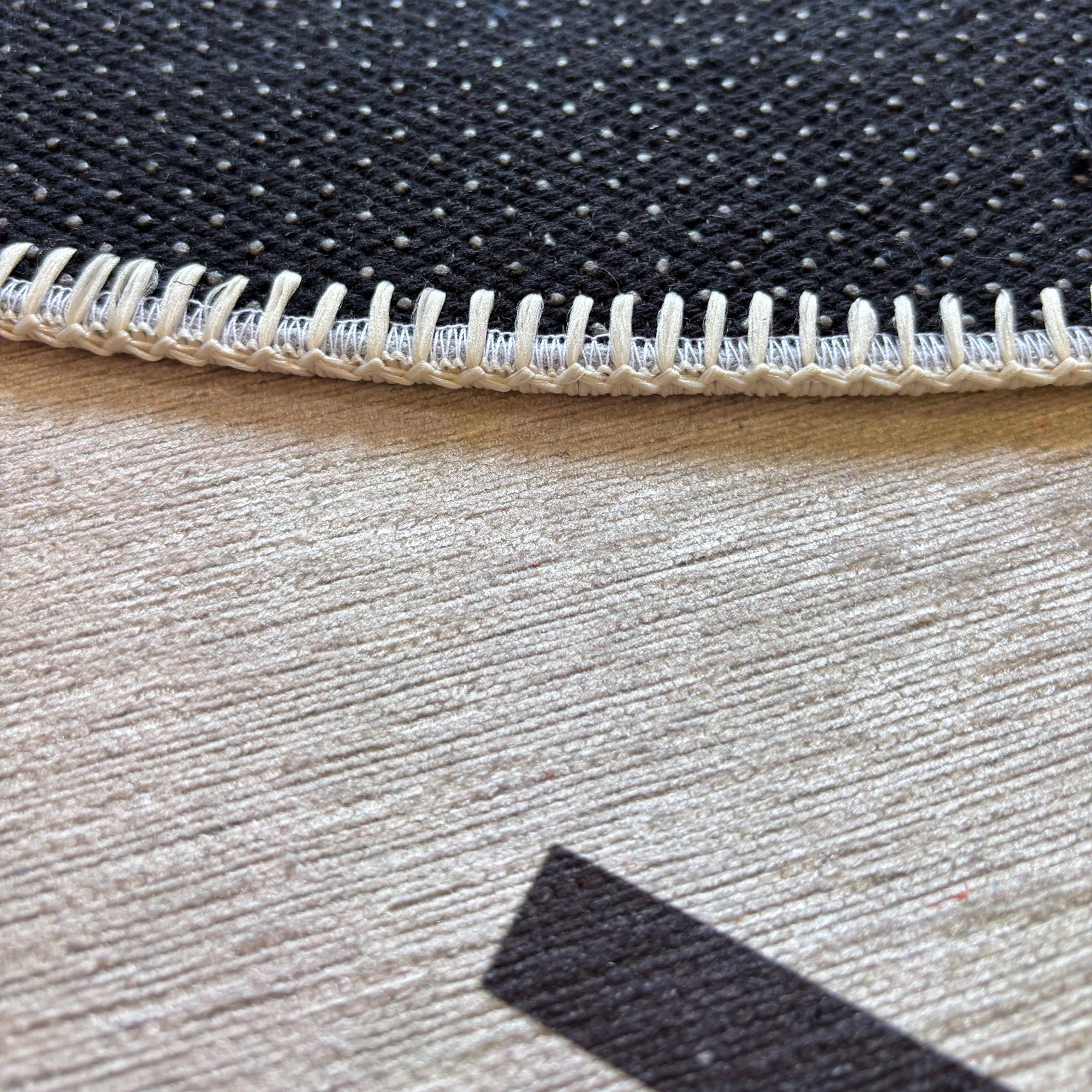Rennes Machine Washable Area Rug