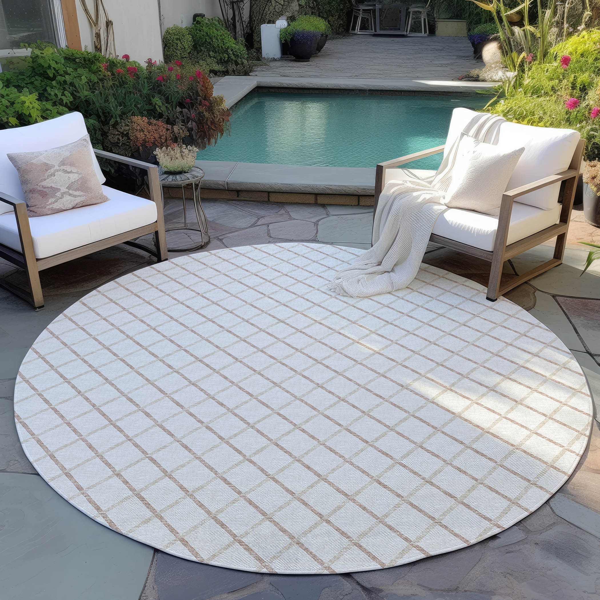 Luxury Machine Washable Indoor/Outdoor Transitional YO1 Ivory Rug 4' x 4' #shape_Round