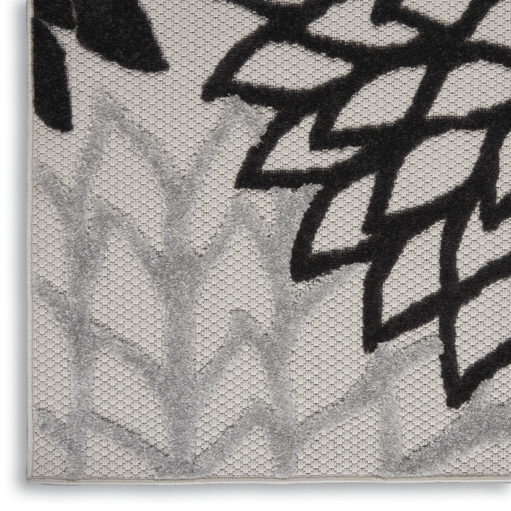 Black White Tropical Indoor-Outdoor Black White Area Rug