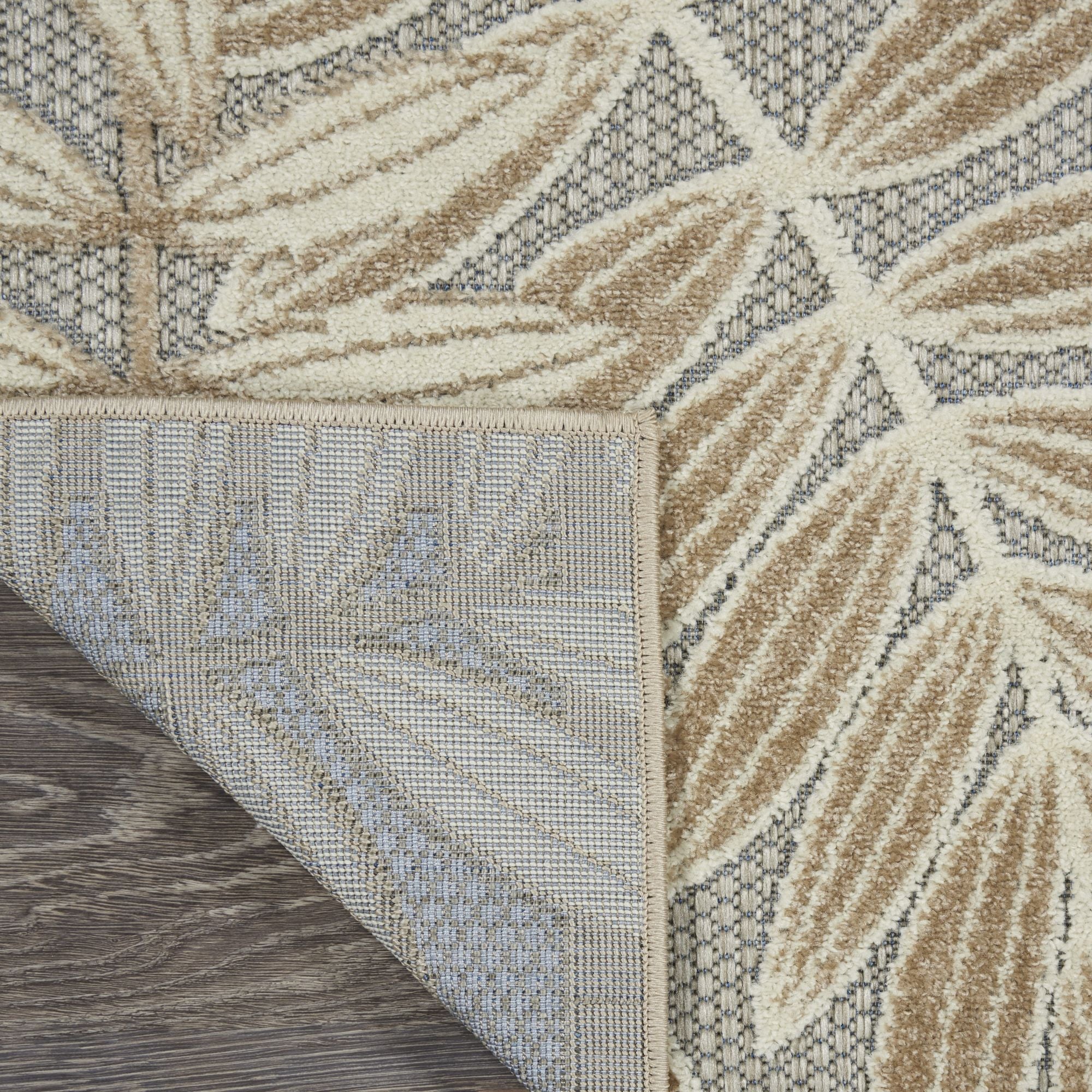 Natural Tropical Leaf Indoor/Outdoor Patio Rug