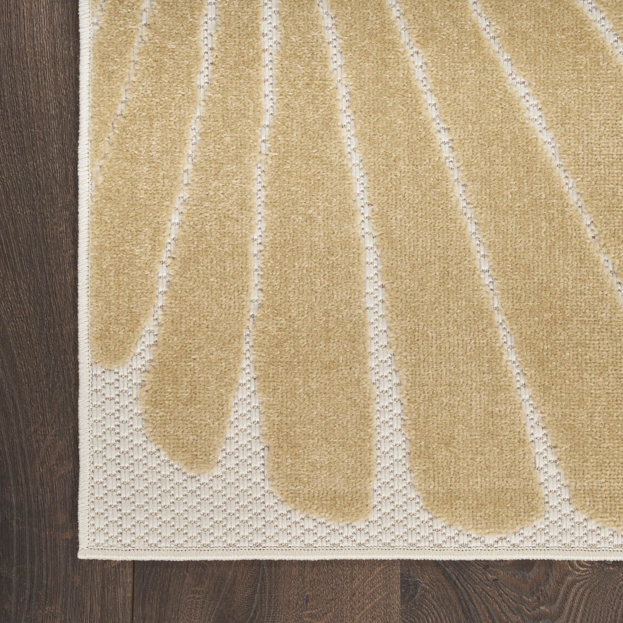 Ivory Multicolor Coastal Indoor Outdoor Polypropylene Area Rug