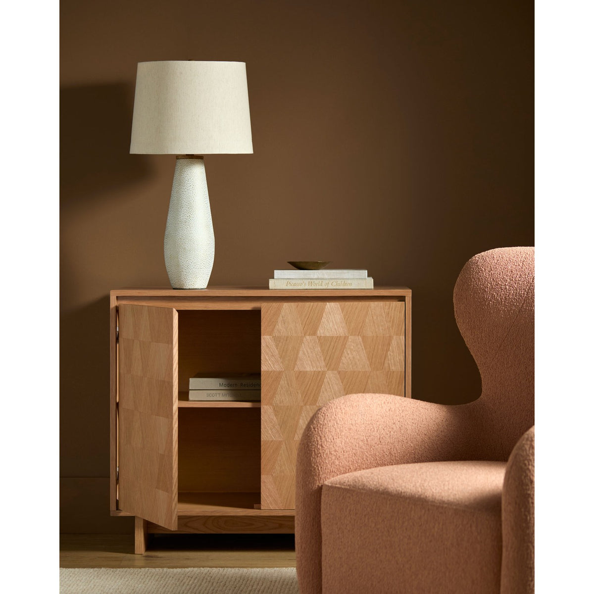 Ventana Cabinet - styleshot 202