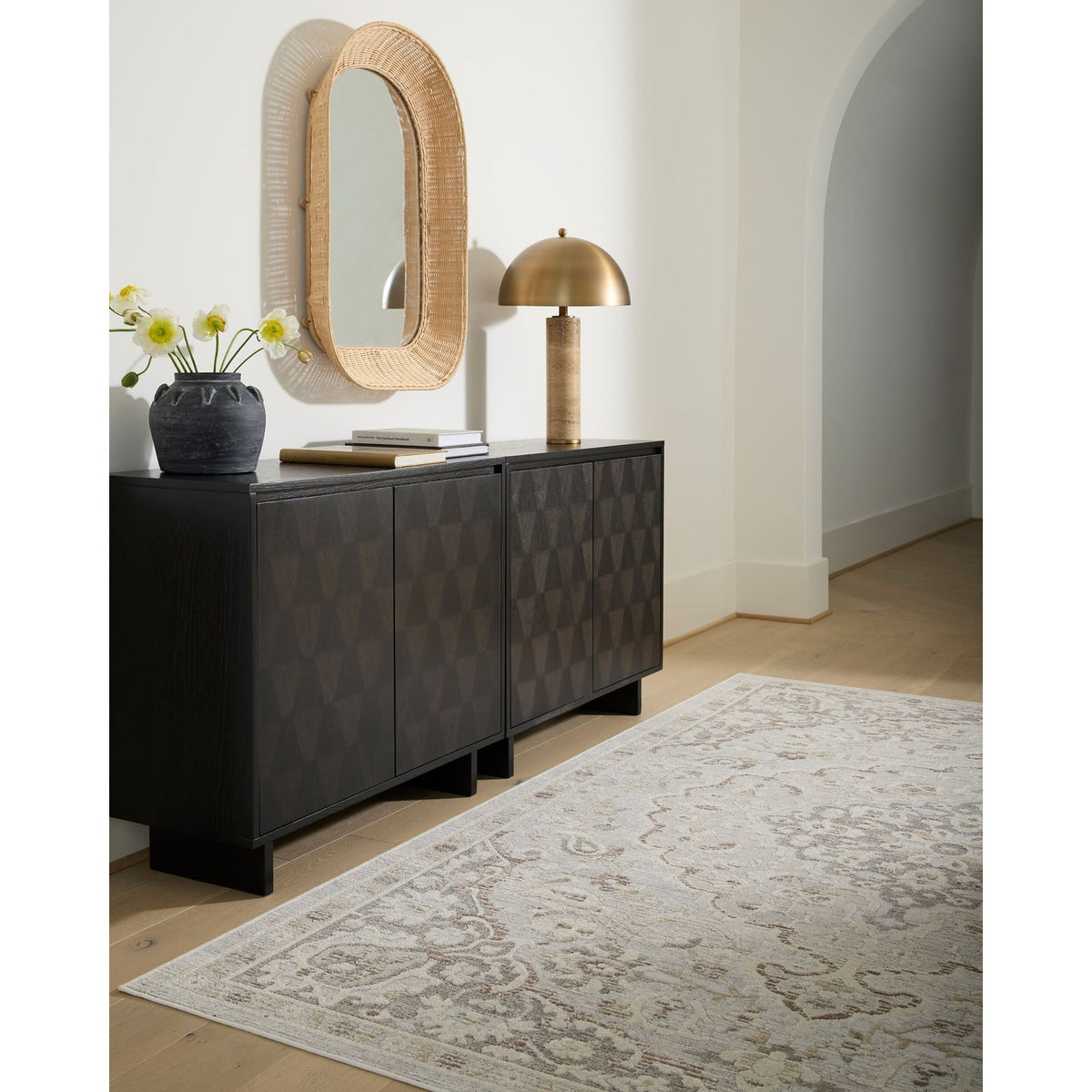 Ventana Cabinet - styleshot 202