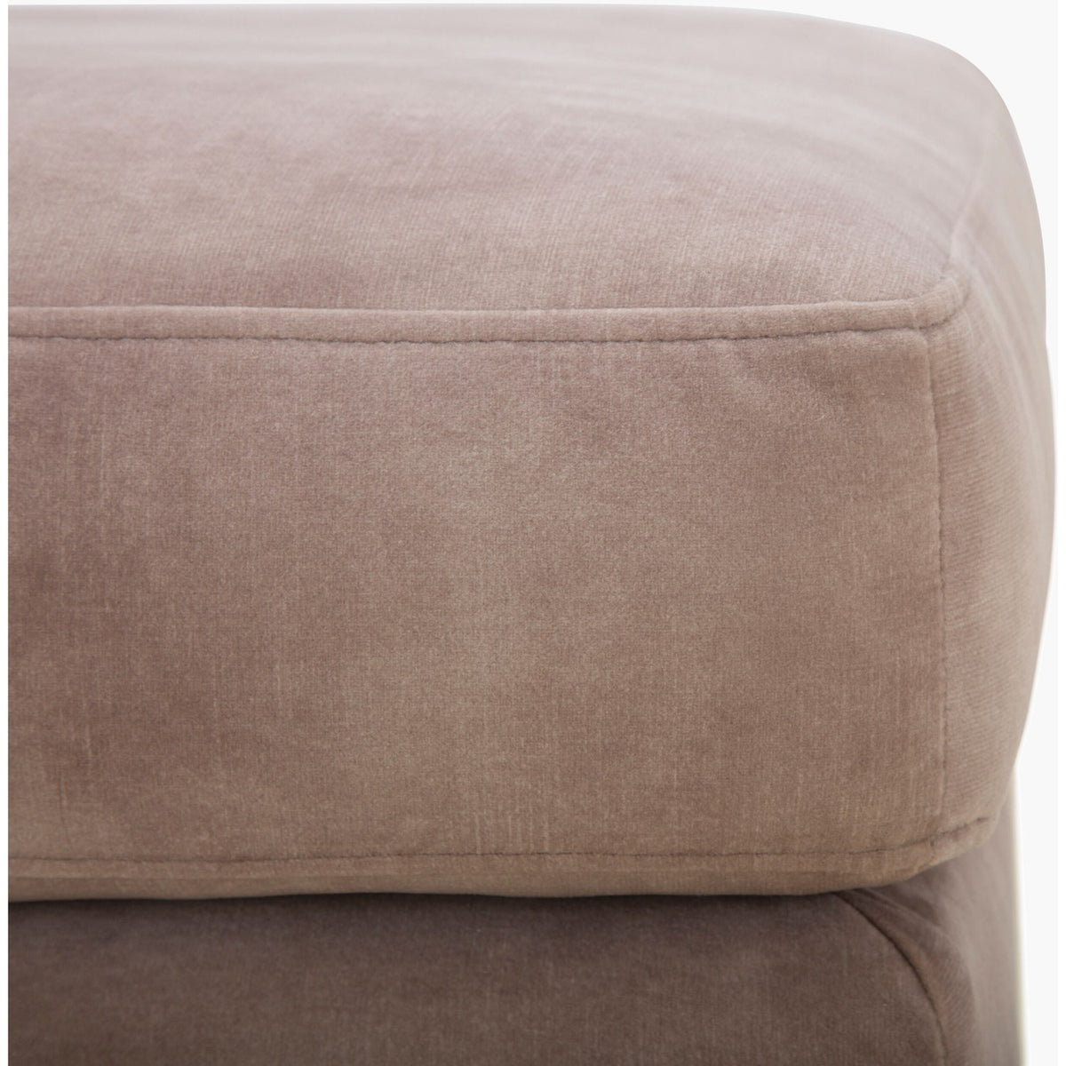 Benjamin Bench - detail corner
