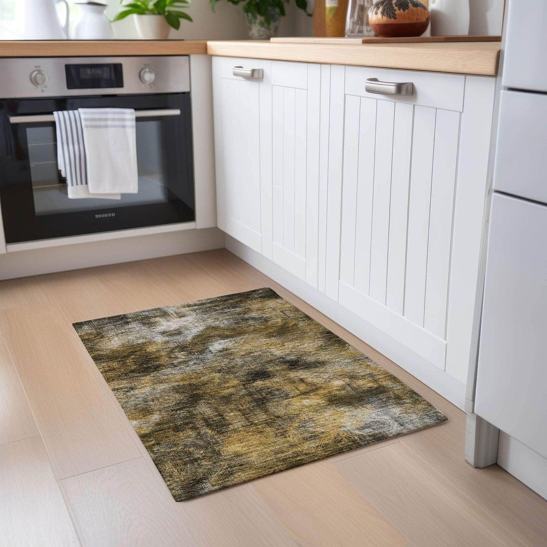 Machine Made ACN596 Mocha Brown Rugs 