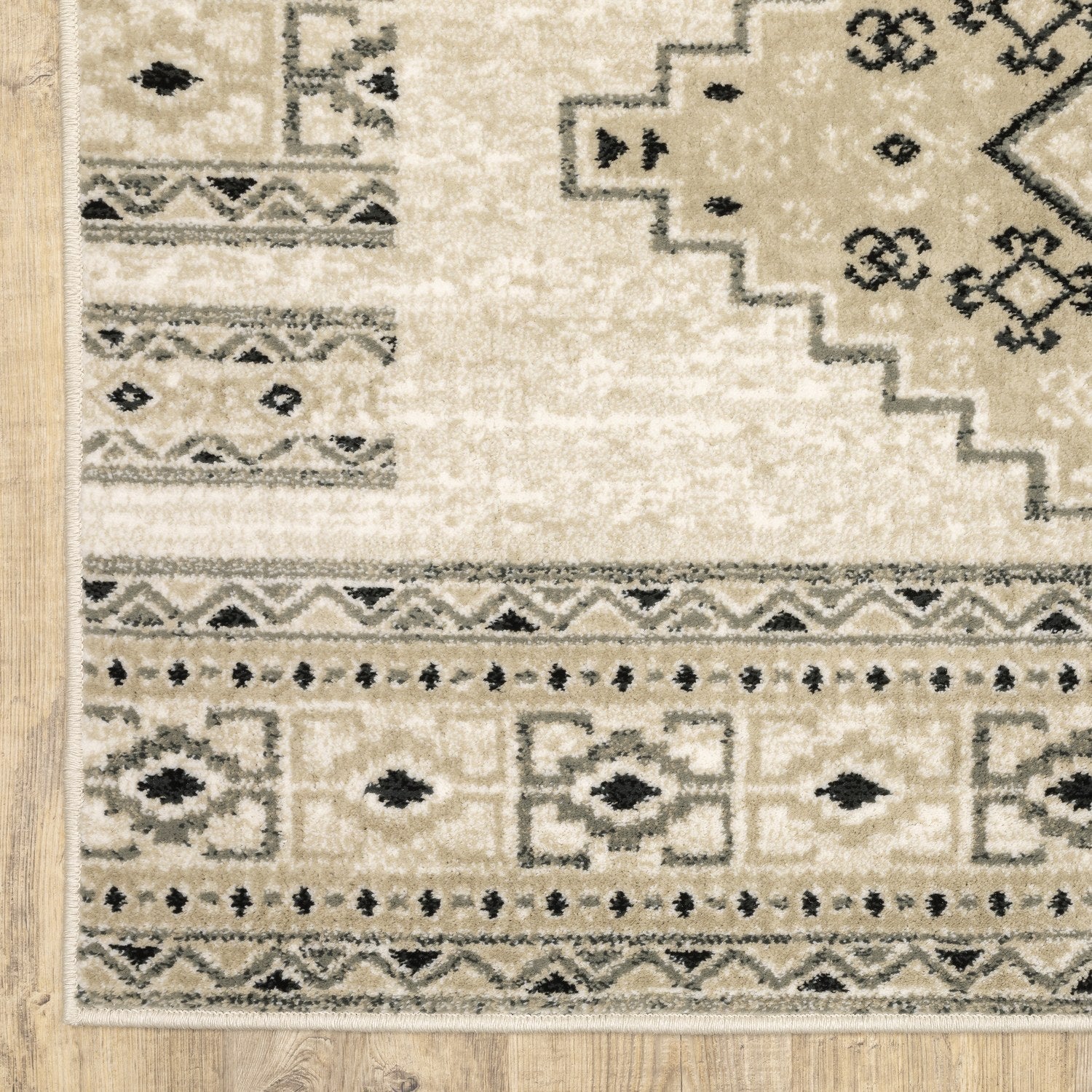 Georgia Tribal Medallion Ivory Grey Farmhouse Rug - Georgia 643A0