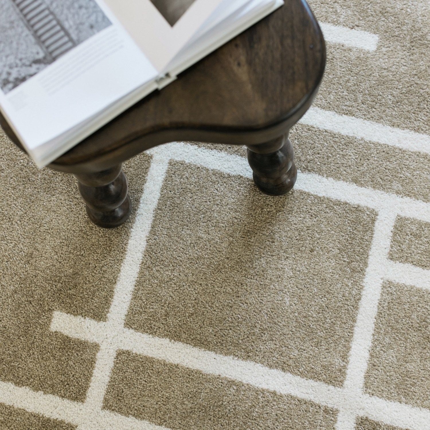 Quinn Broken Grid Beige Ivory Textured Frieze Rug - Quinn QUI04