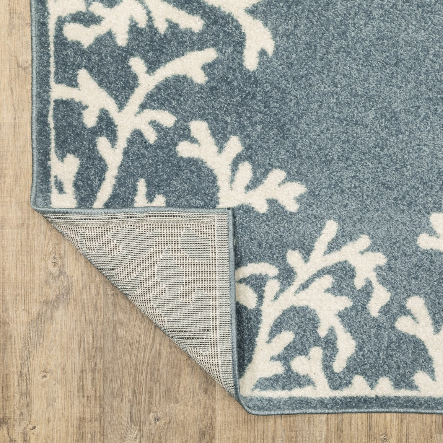 Quinn Coral Border Blue Ivory Textured Frieze Rug - Quinn QUI07