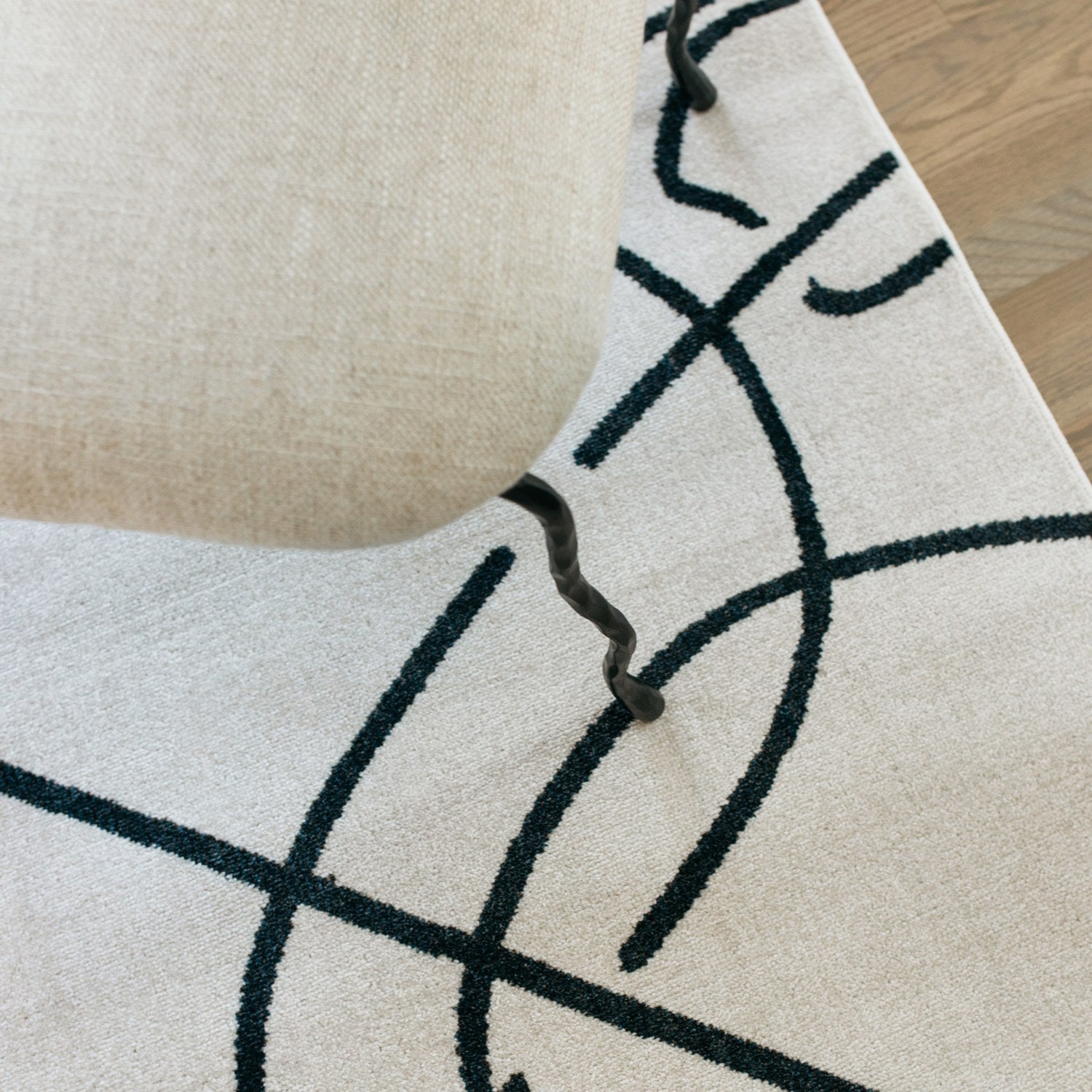 Quinn Scribble Beige Black Textured Frieze Rug - Quinn QUI12