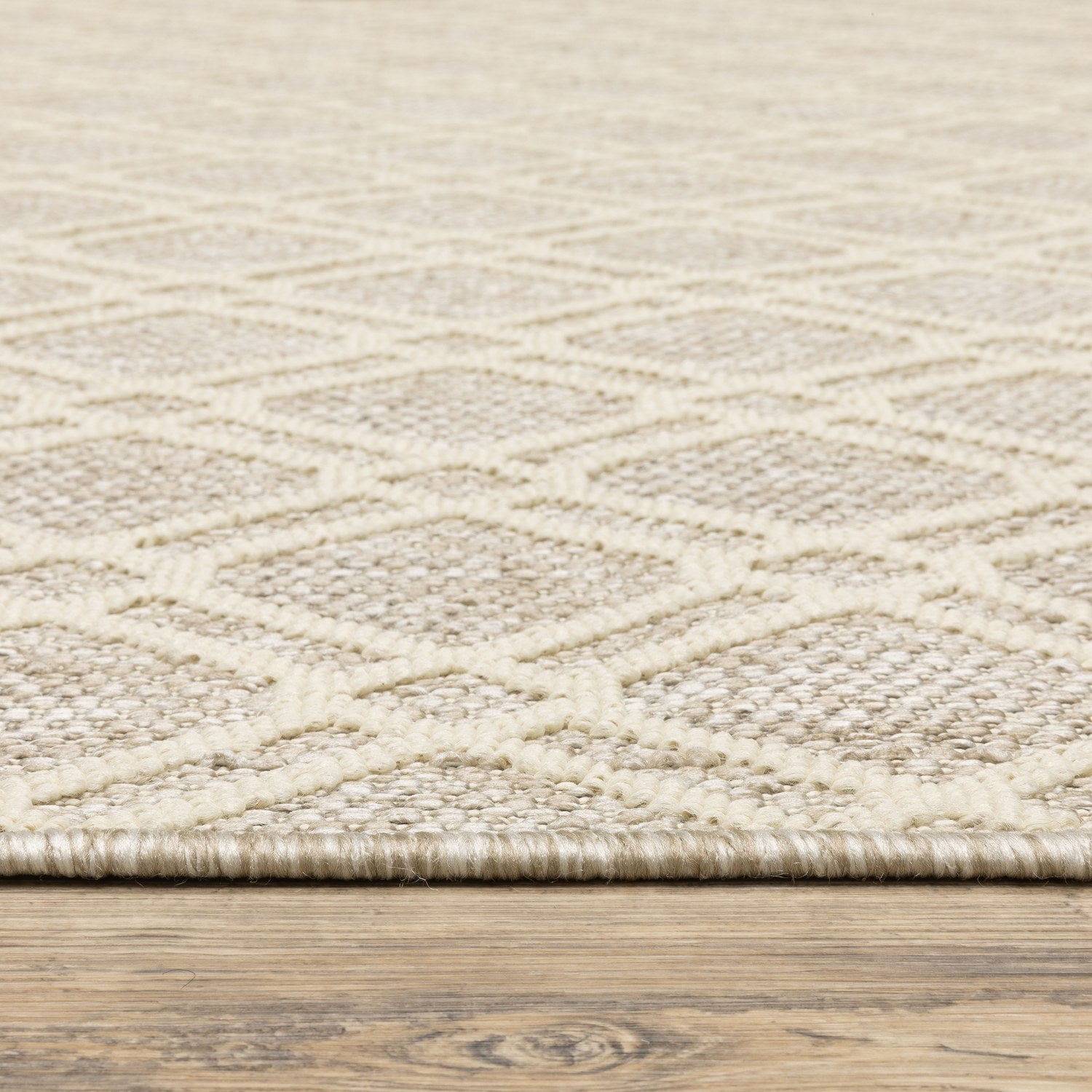 Zarina Diamond Trellis Ivory Jute Look Indoor Outdoor Rug - Zarina ZAR01