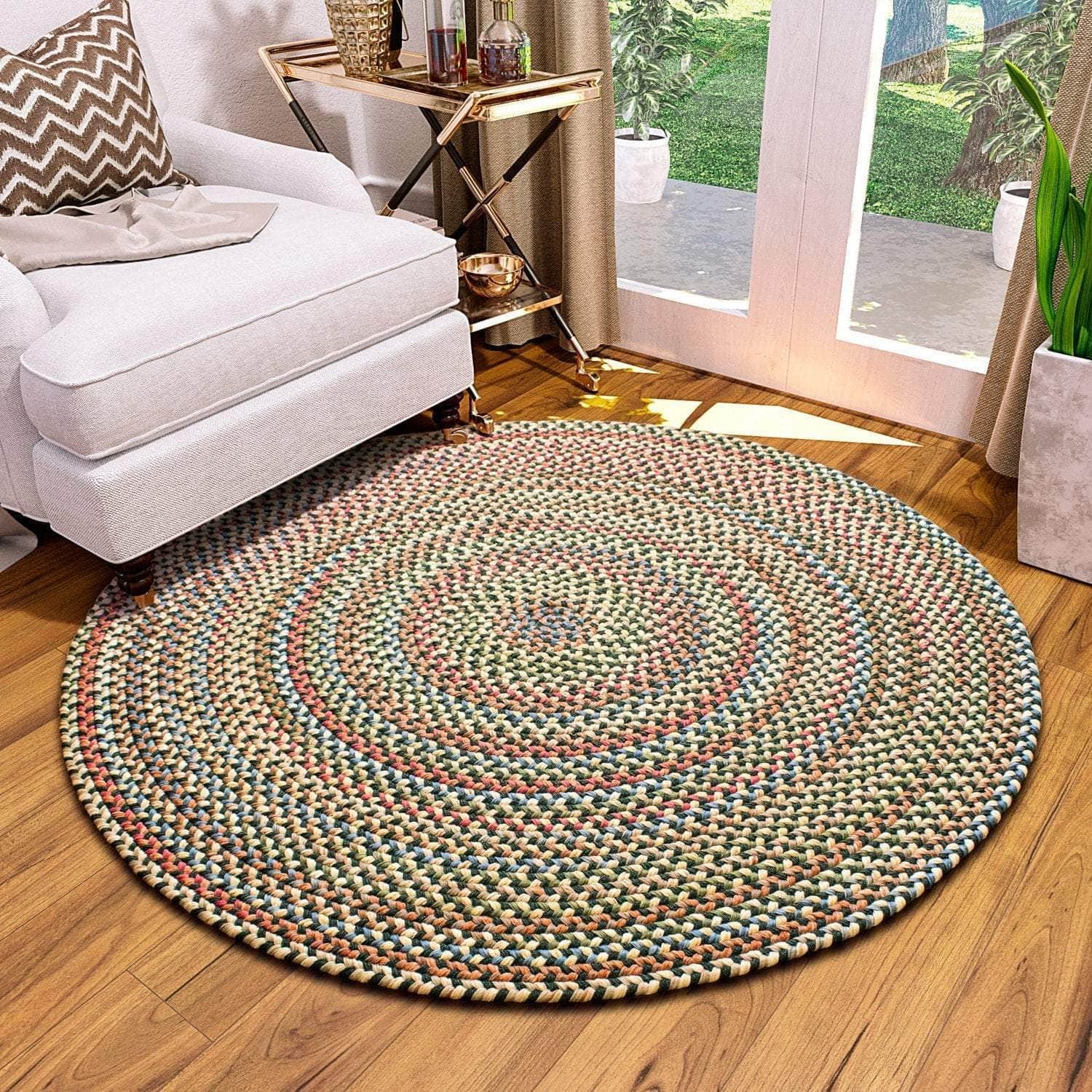 Roxbury Braided Rug for Indoor / Outdoor Use - Great for Kitchens, Patio or Deck - Soft Stain Resistant Yarn -Spruce Green
