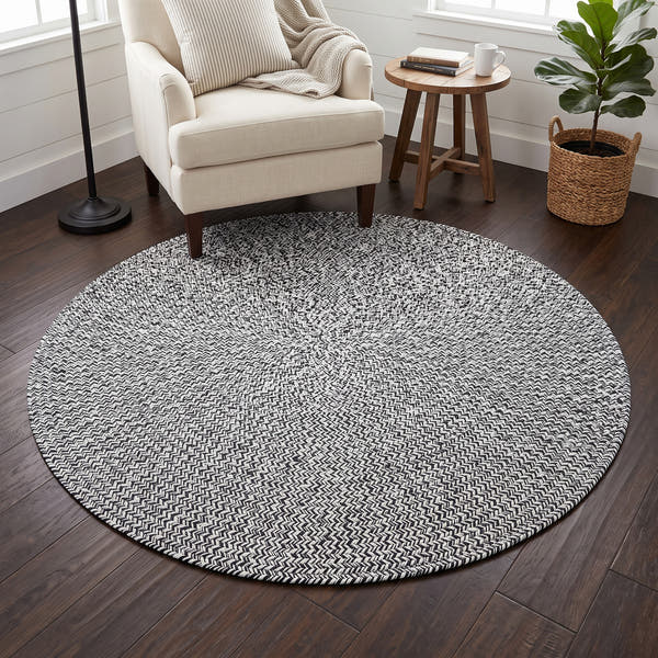 Rustica black and white braided cotton rug, 4 ft round in a reading nook #size_4' Round