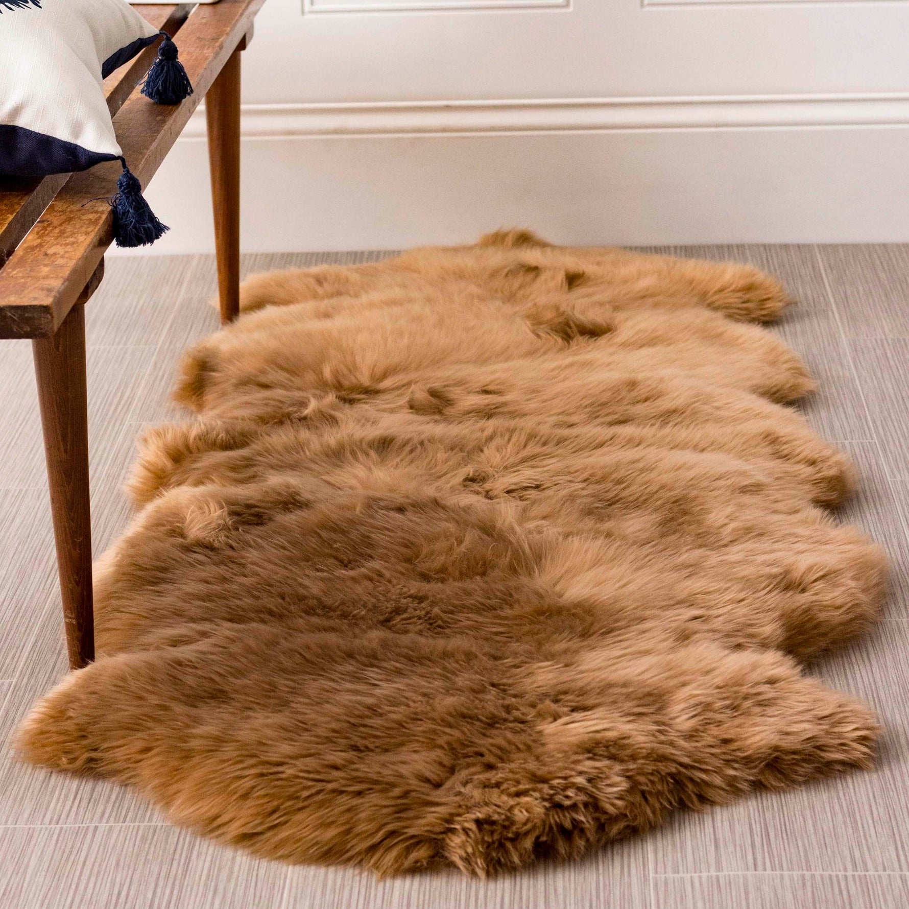 Natural Sheepskin Rug Shearling Fur Pelt #size_2' x 6'